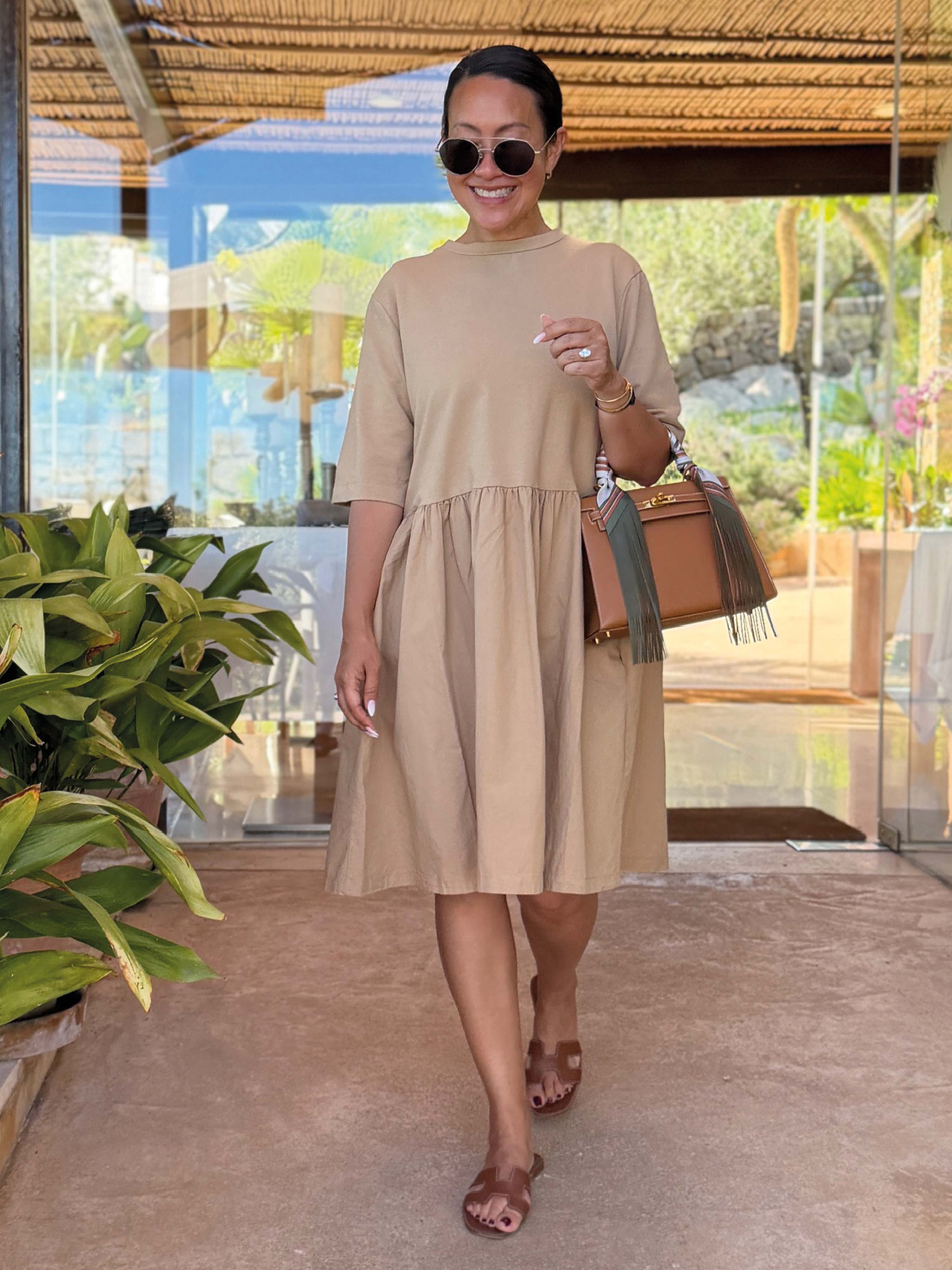 Kurzarm Midi Cotton Kleid mit Seitentaschen - Camel