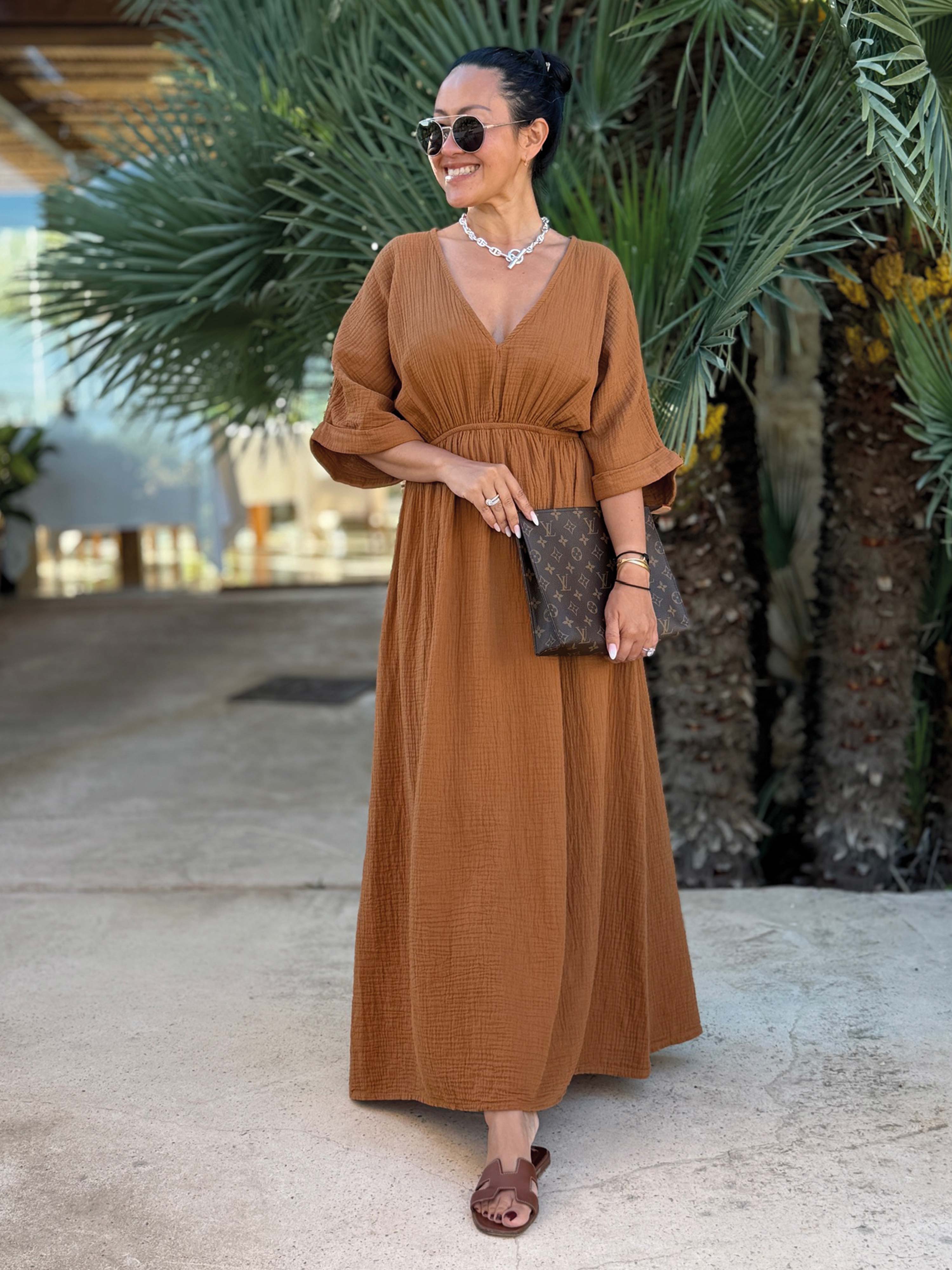 Musselin Kleid mit V-Ausschnitt - ONESIZE - Cinnamon