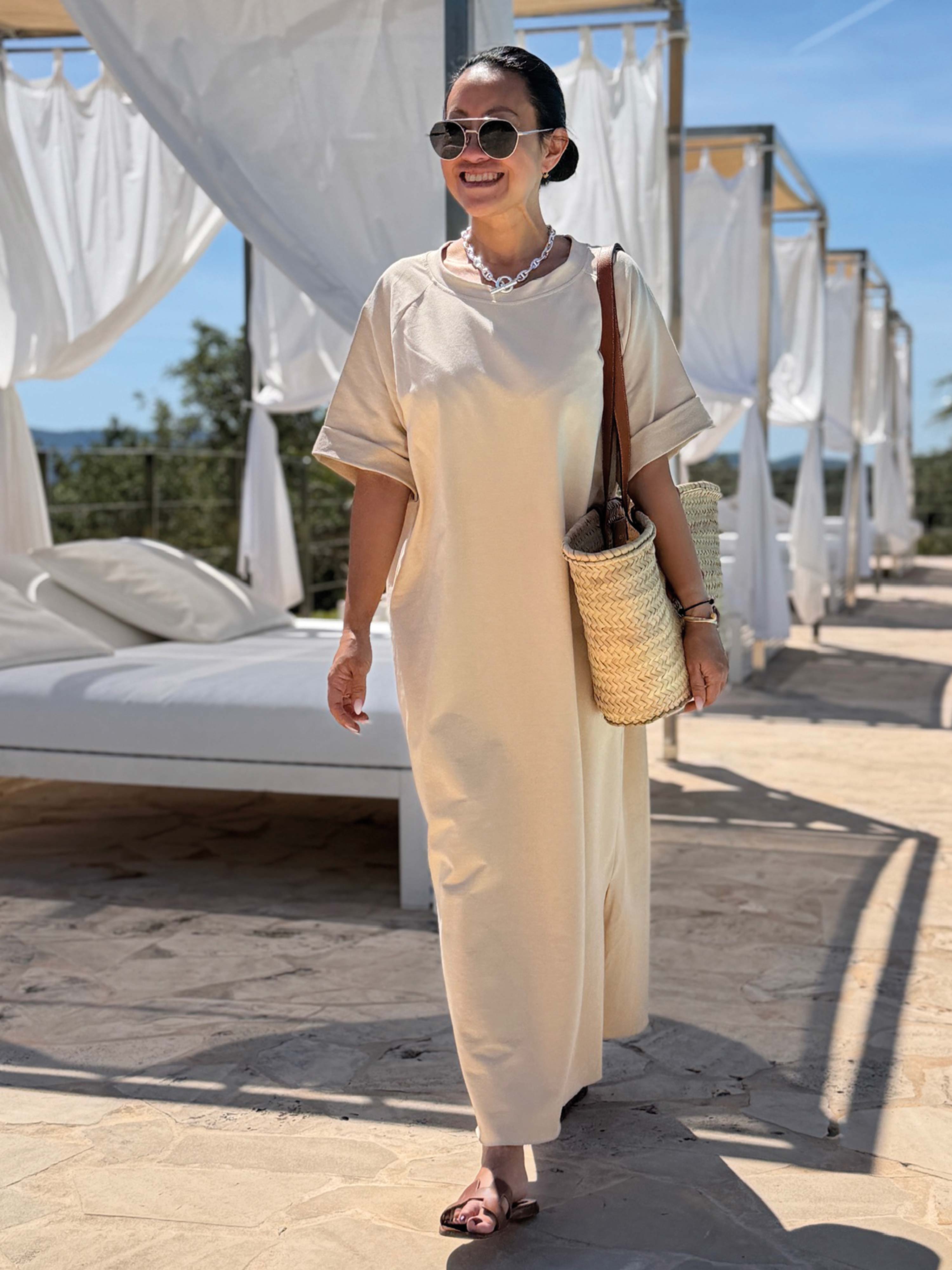 Oversize Sweatkleid - Almond