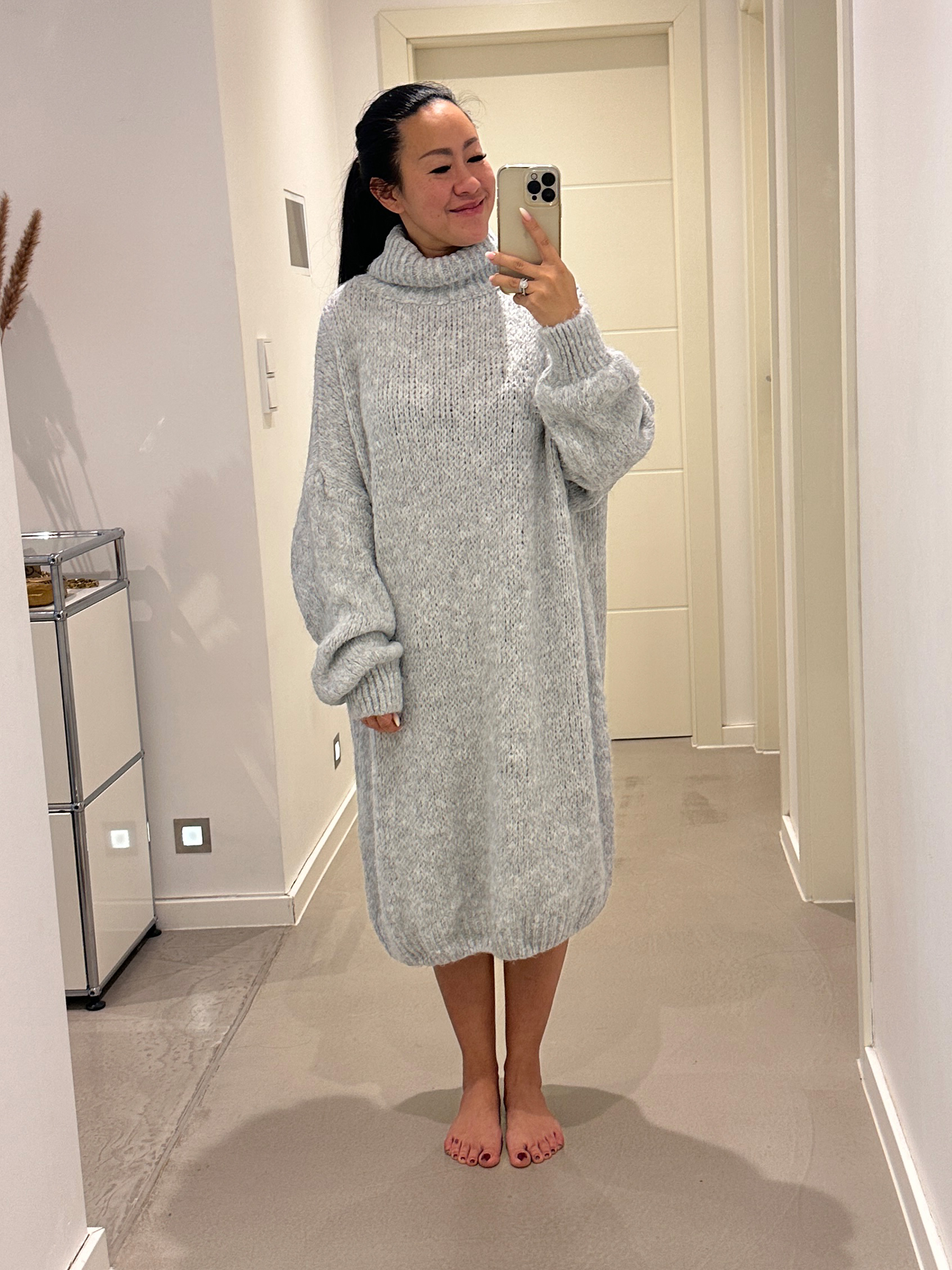 Oversize Long Strickpullover FLAUSCHI mit Rollkragen - Hellgrau