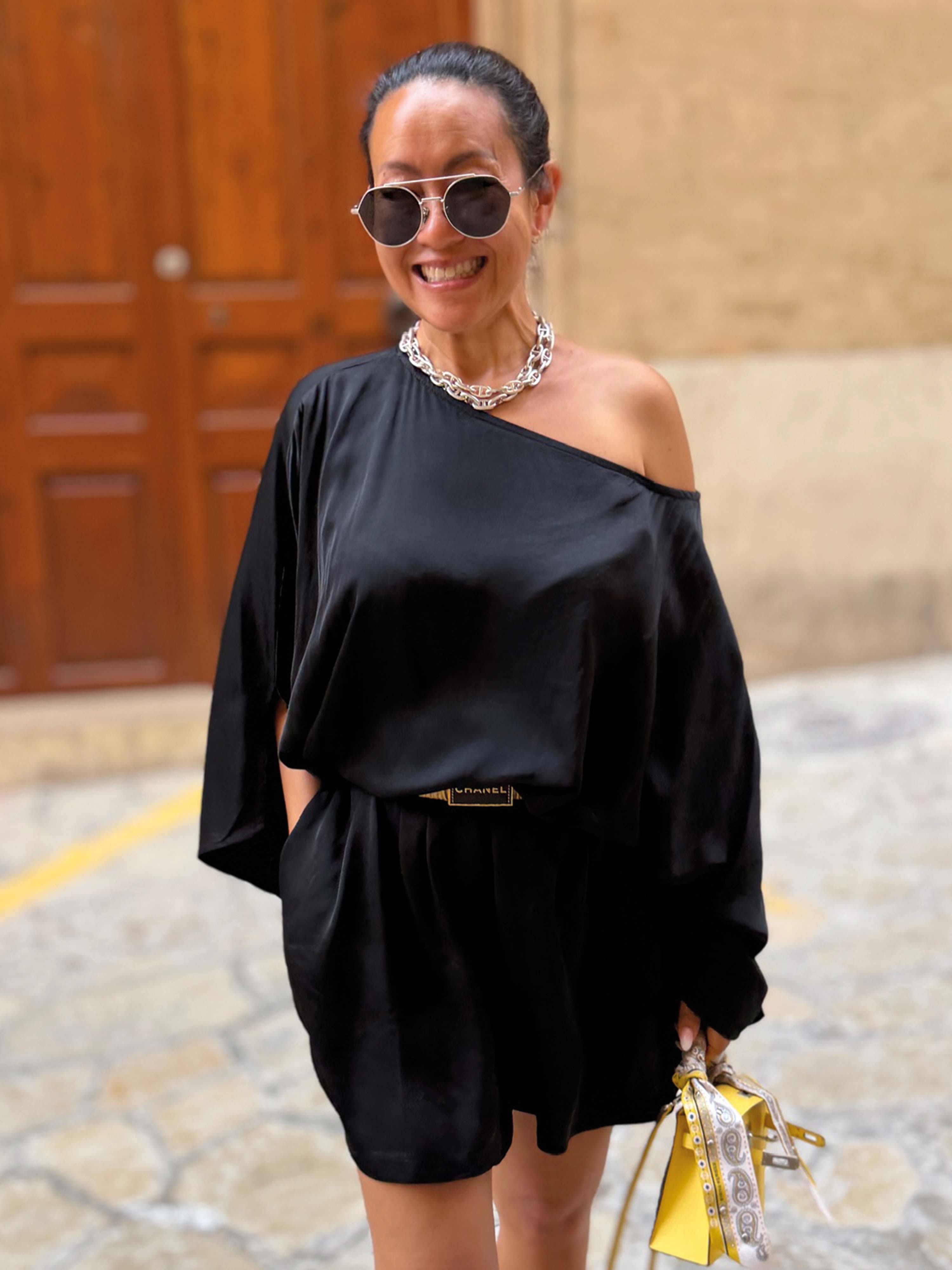 Oversize Viskose Poncho - ELEGANCE - Schwarz
