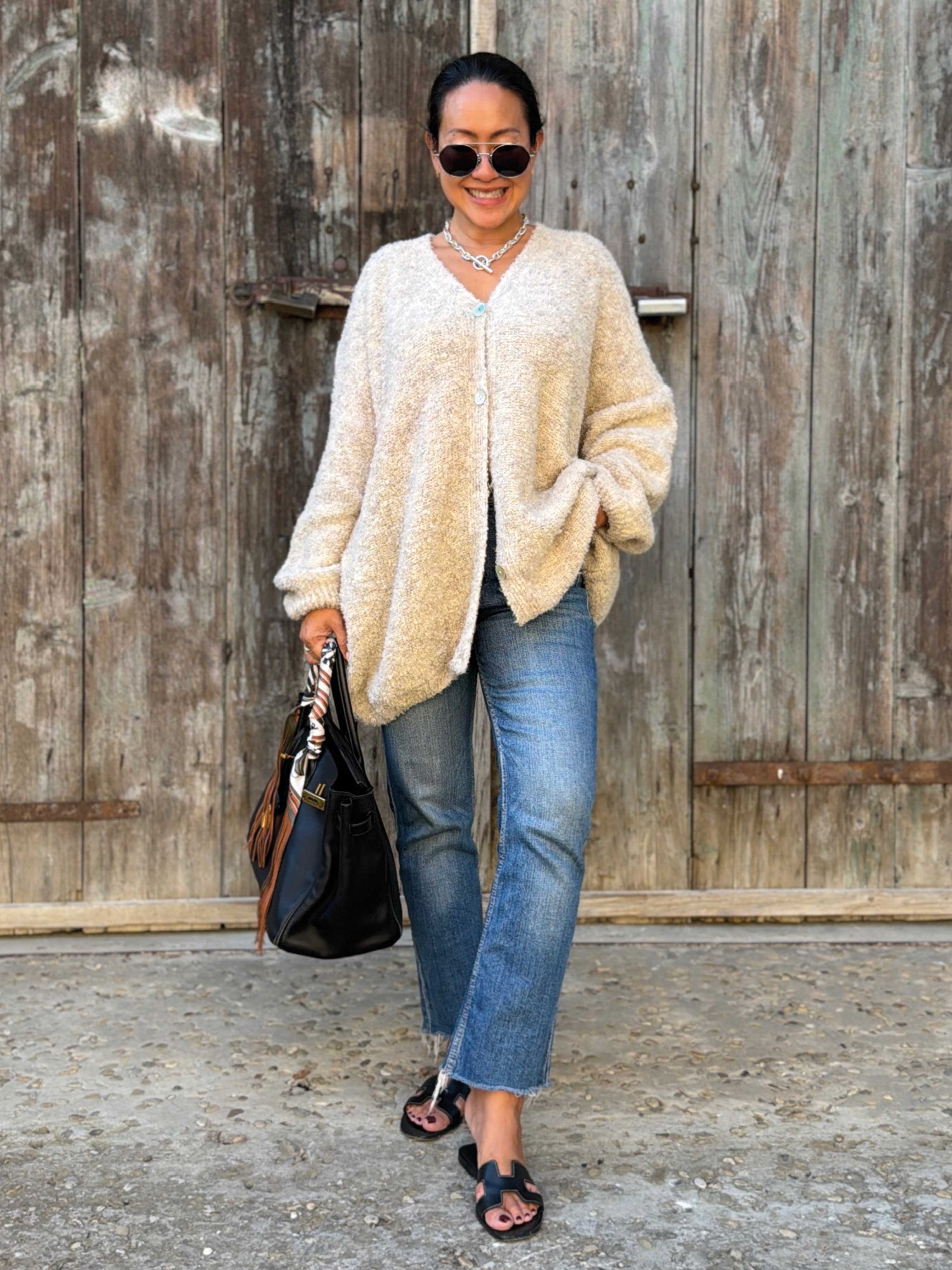 Oversize Bouclé Strickjacke mit V-Ausschnitt - Oatmeal
