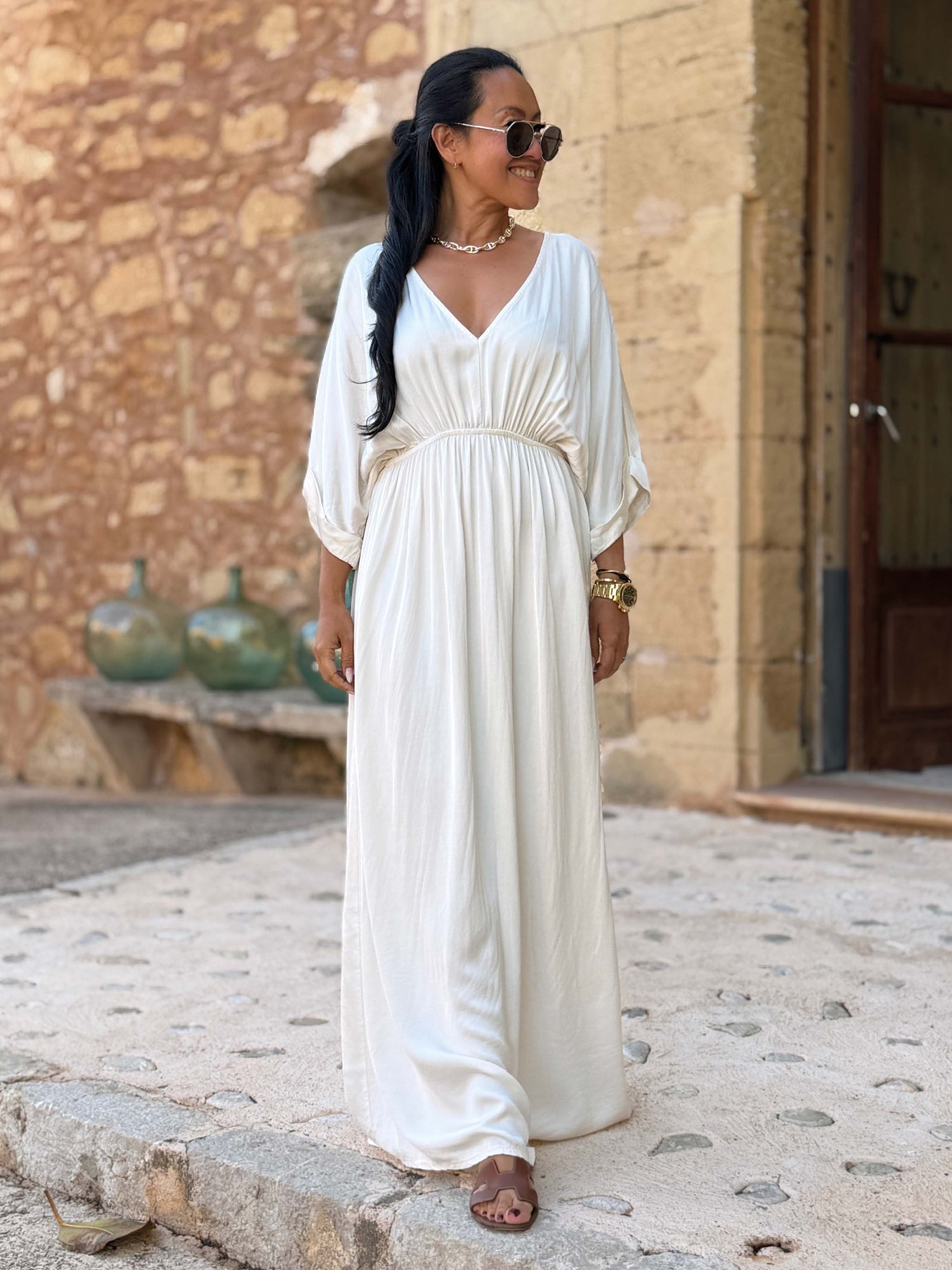 Viskose Kleid mit V-Ausschnitt - CURVY - Creme