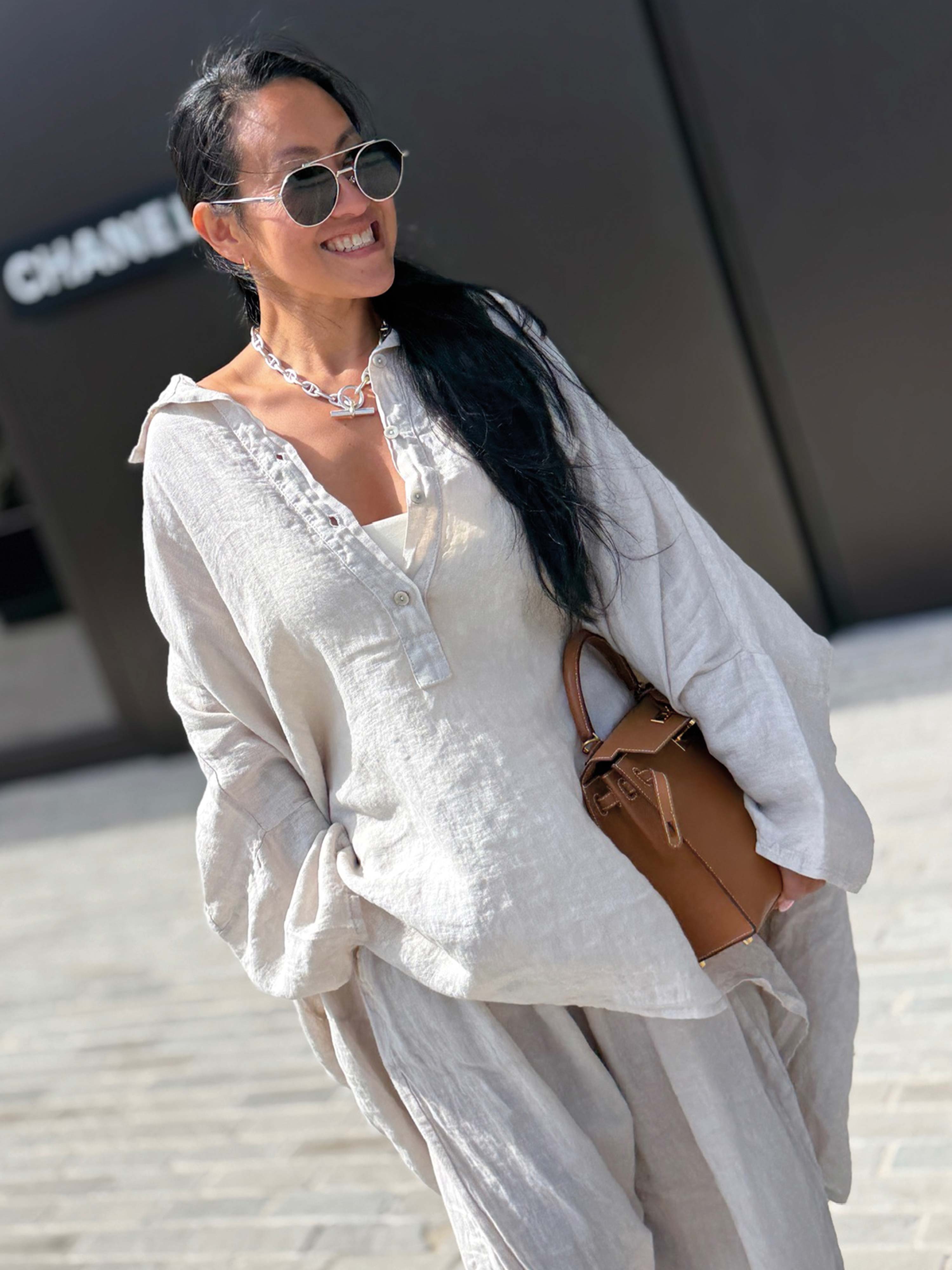 Leinen Oversize Bluse mit Seitentaschen - Beige