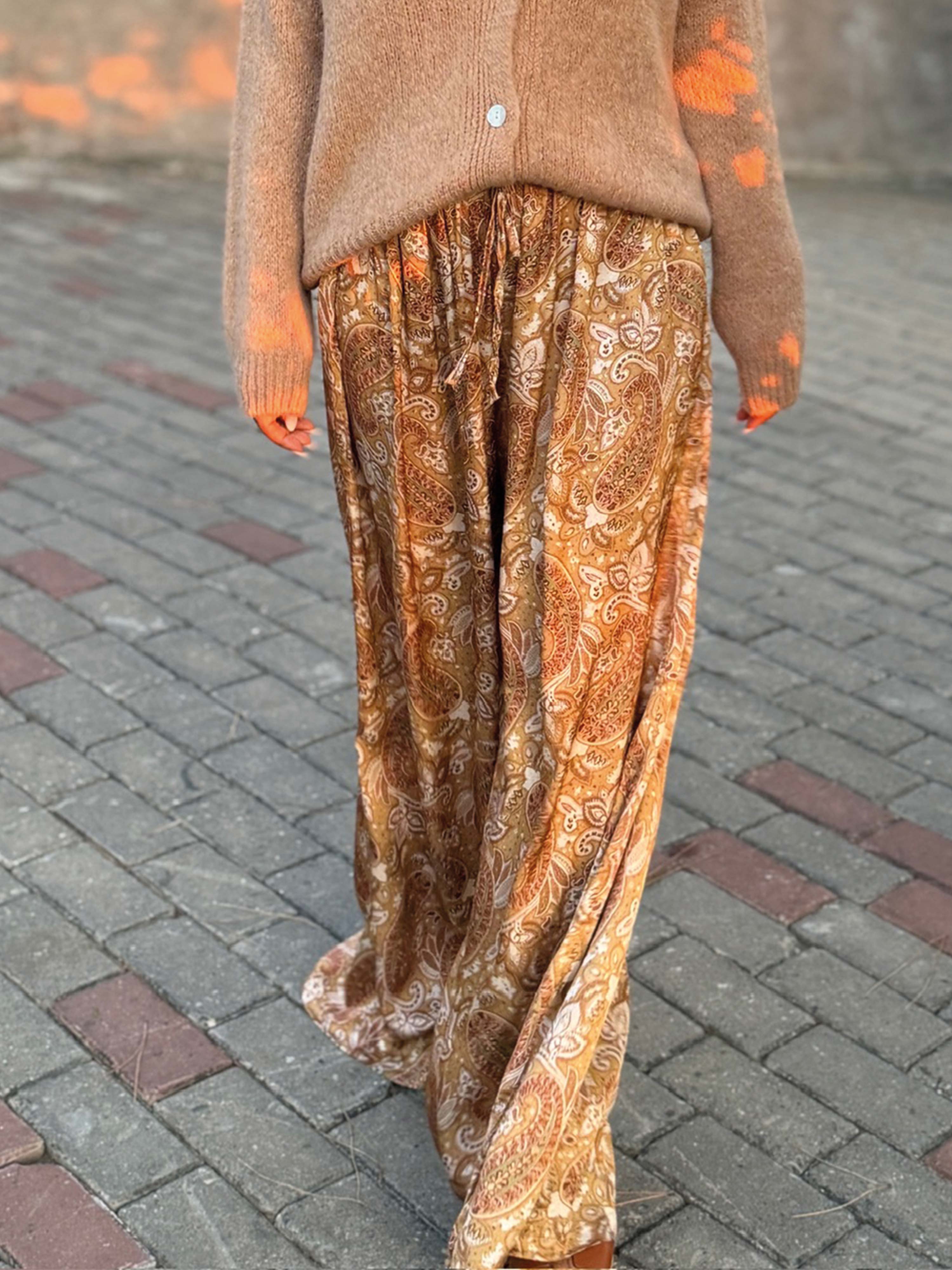 Viskose Palazzo Oversize Hose mit Seidenanteil - PAISLEY - Camel