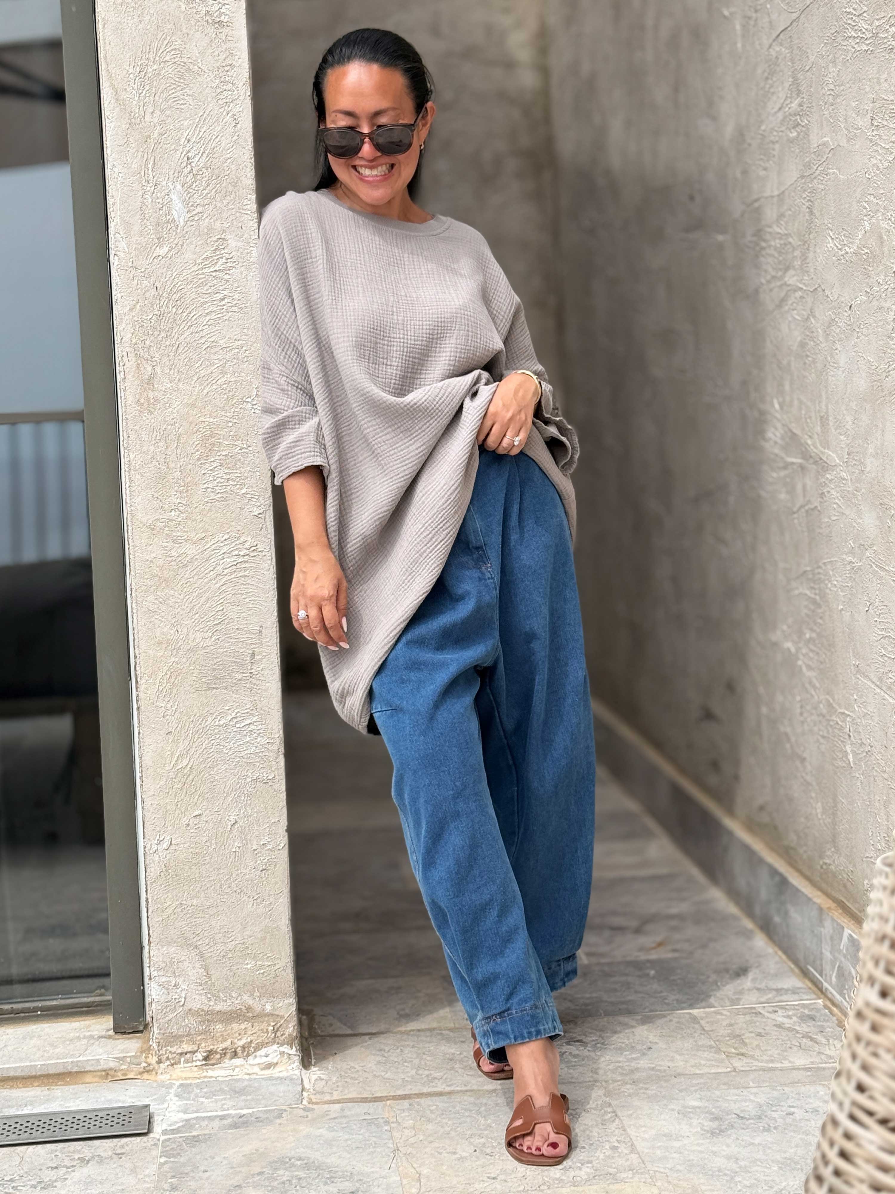 Musselin Oversize Kurzarm Shirt - Taupe Musselin Oversize Kurzarm Shirt - Taupe