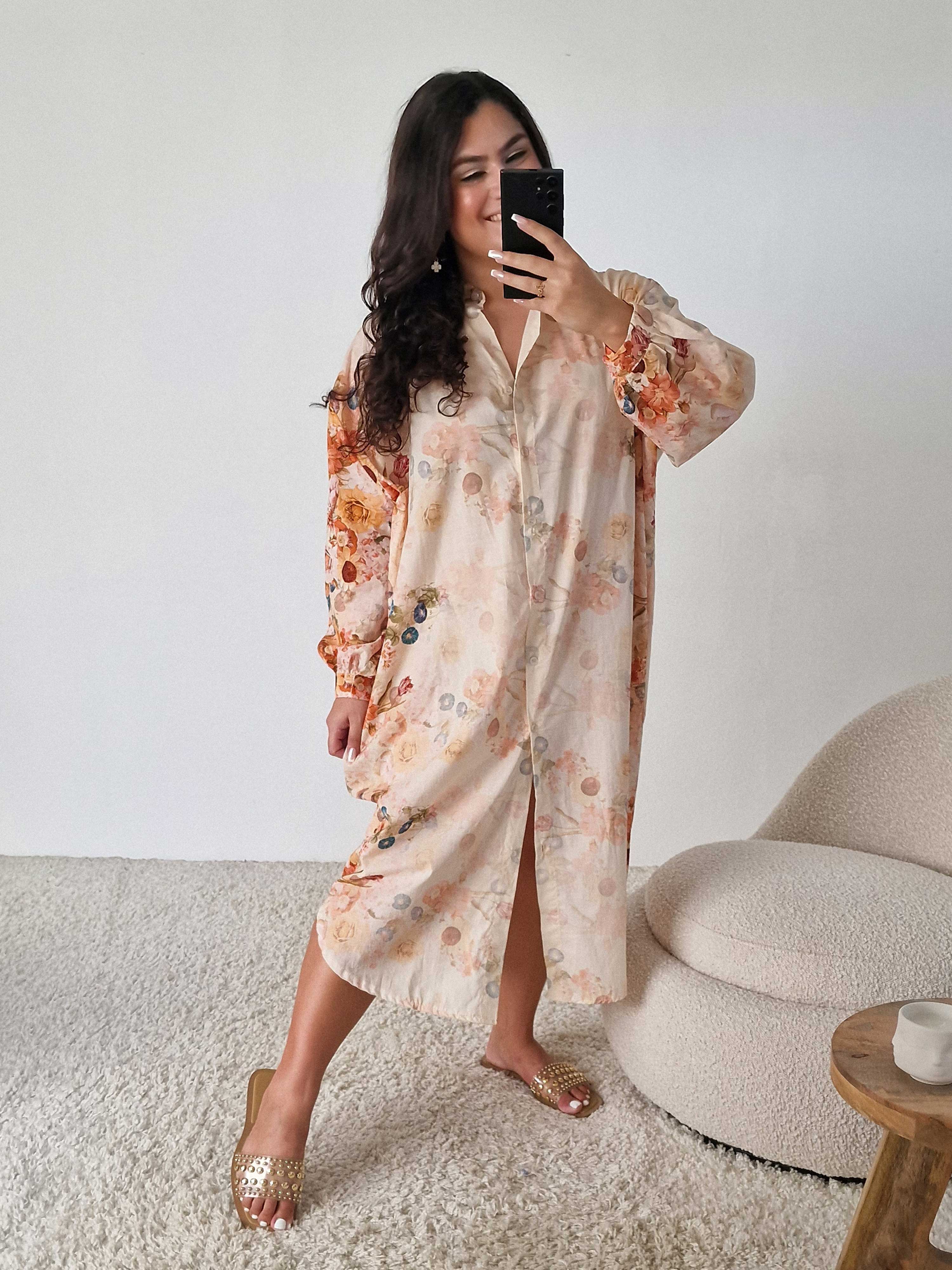 Cotton Oversize Blusenkleid mit Blumenmuster - MILLE FLEURS - Creme Cotton Oversize Blusenkleid mit Blumenmuster - MILLE FLEURS - Creme