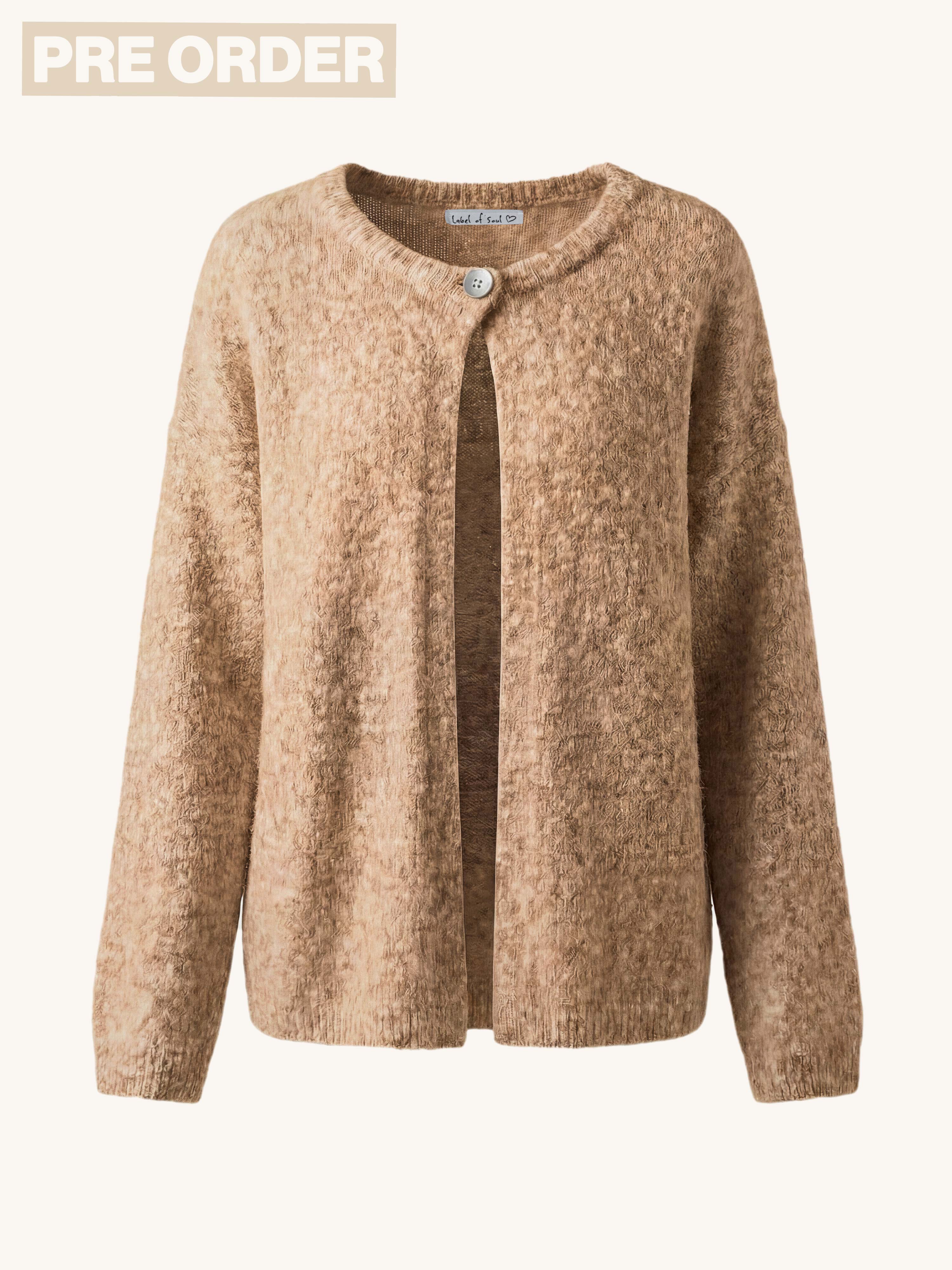PRE-ORDER: ONE Button Soft Strickjacke mit Alpakawollanteil - Cappuccino