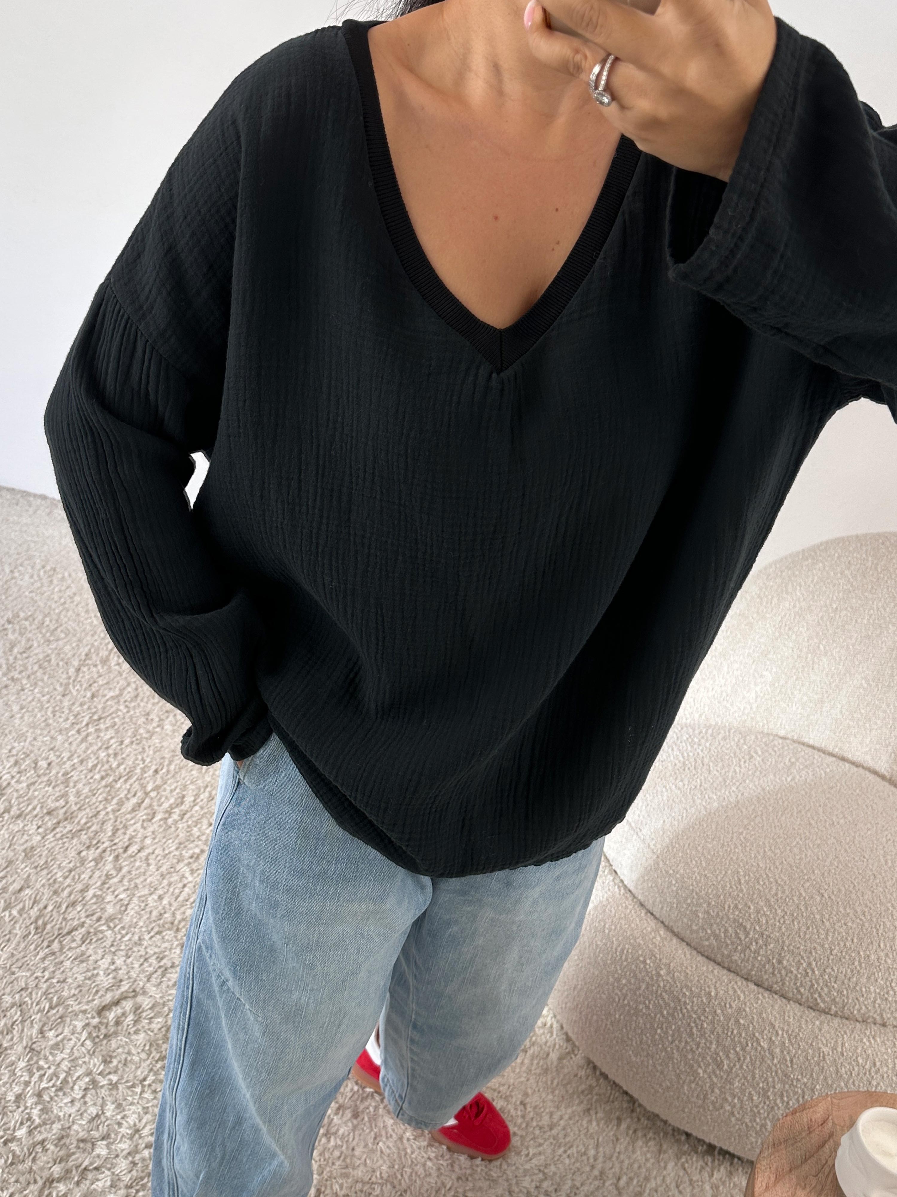 Musselin Sweatshirt mit V-Ausschnitt - Schwarz Musselin Sweatshirt mit V-Ausschnitt - Schwarz