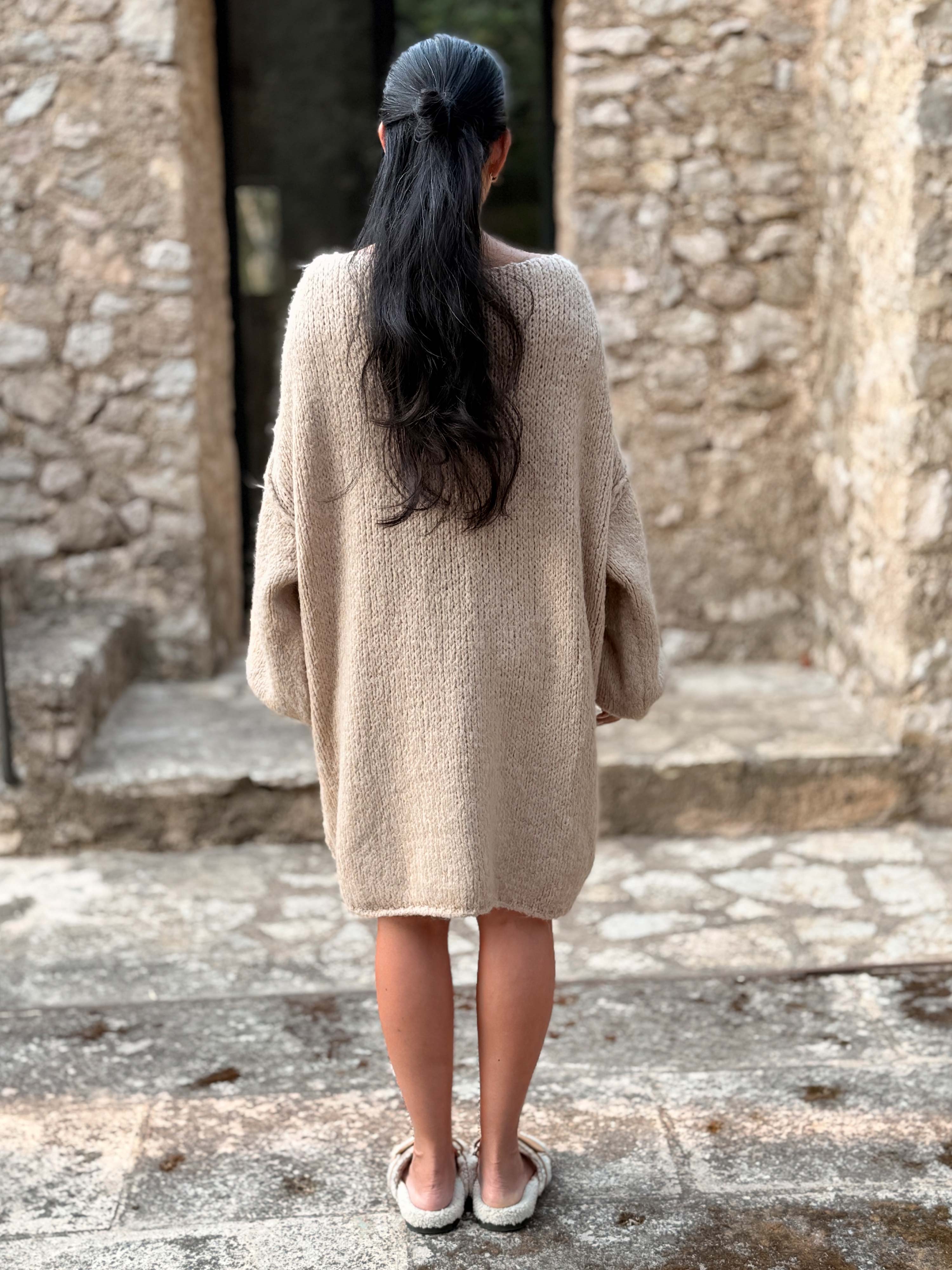 Oversize Long Strickpullover - FLAUSCHI - Beige Oversize Long Strickpullover - FLAUSCHI - Beige
