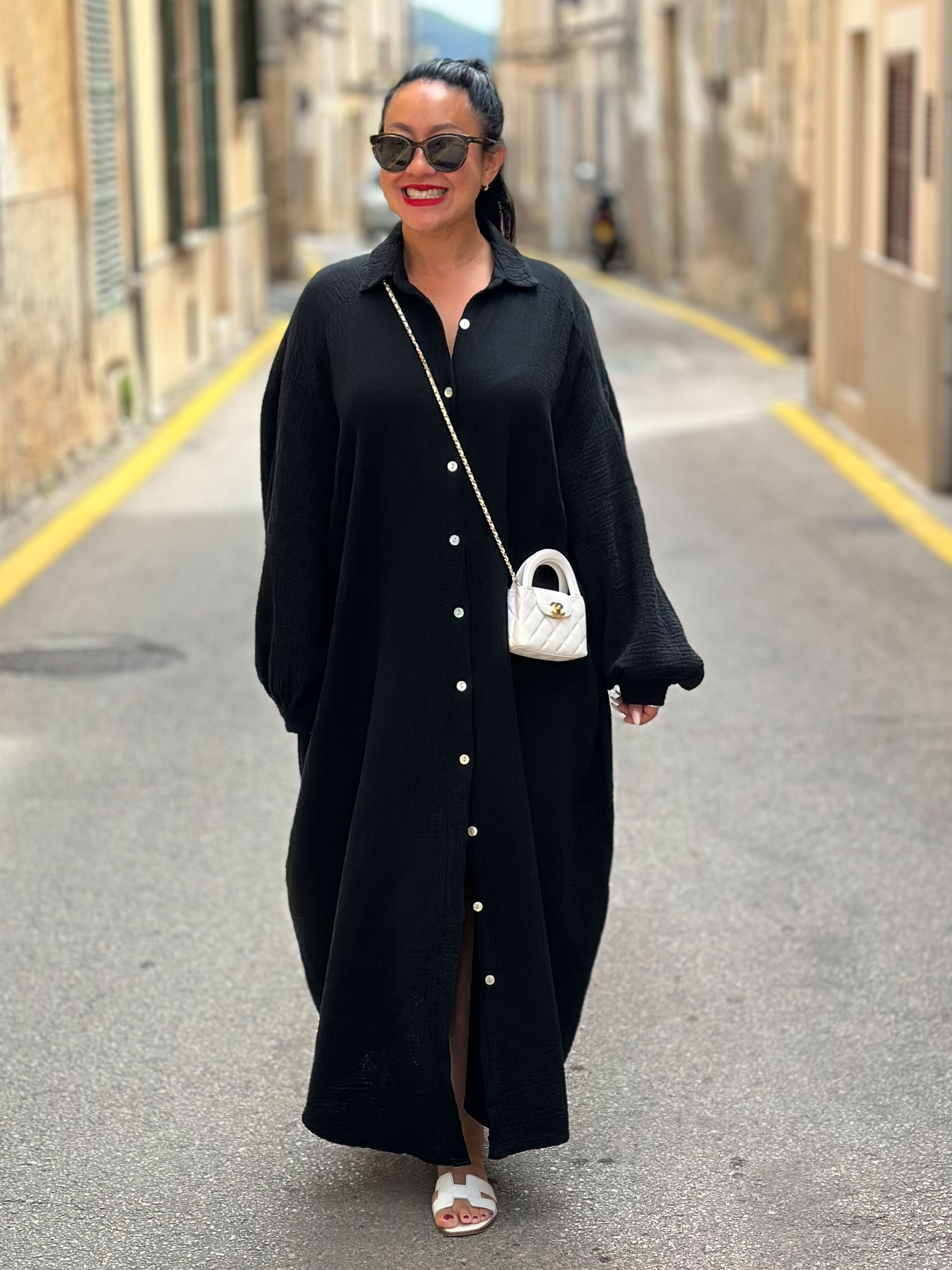 Musselin Oversize Blusenkleid - SEVILLA - Schwarz Musselin Oversize Blusenkleid - SEVILLA - Schwarz