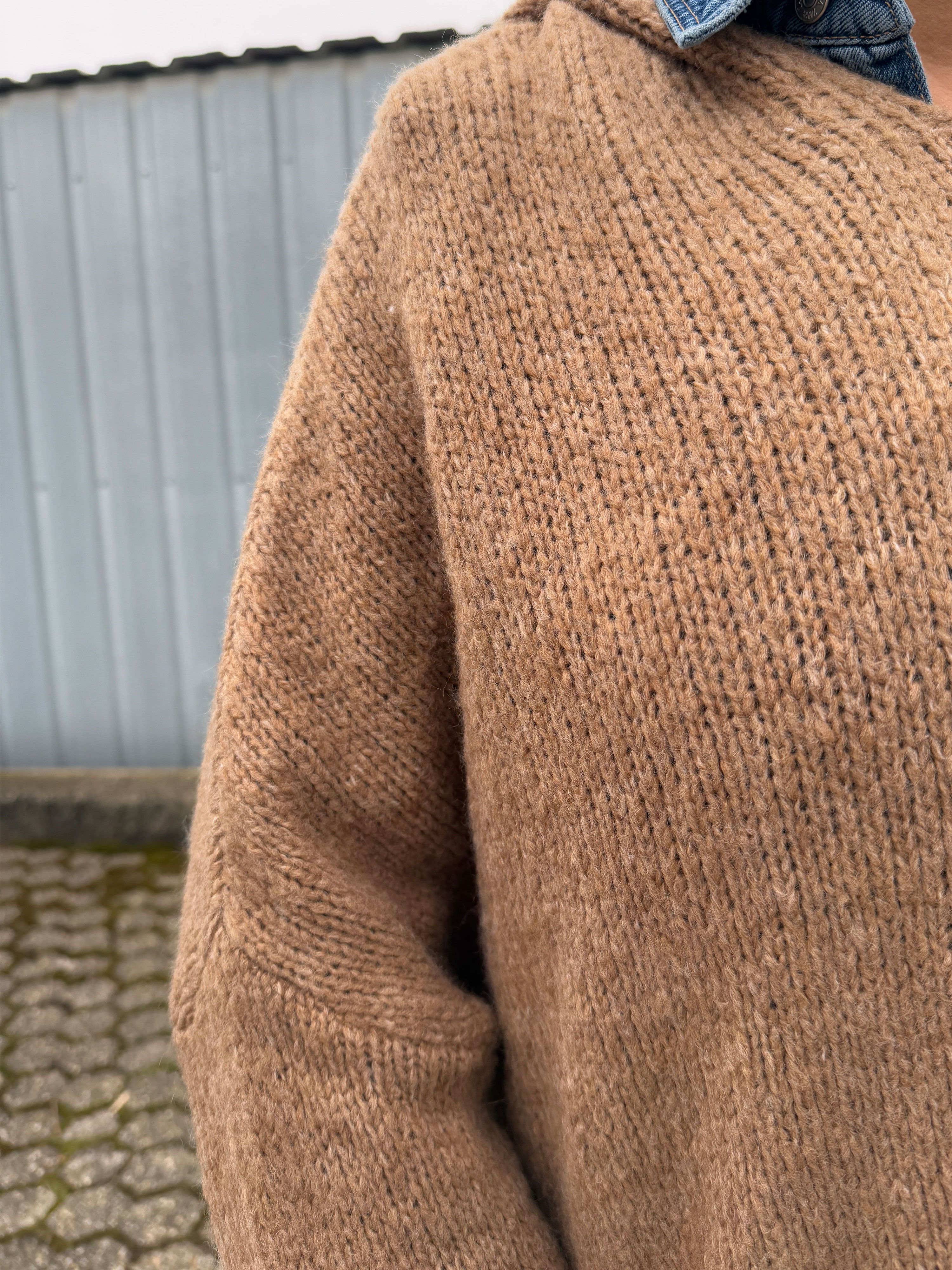 Oversize Vokuhila Hoodie Strickpullover - Camel