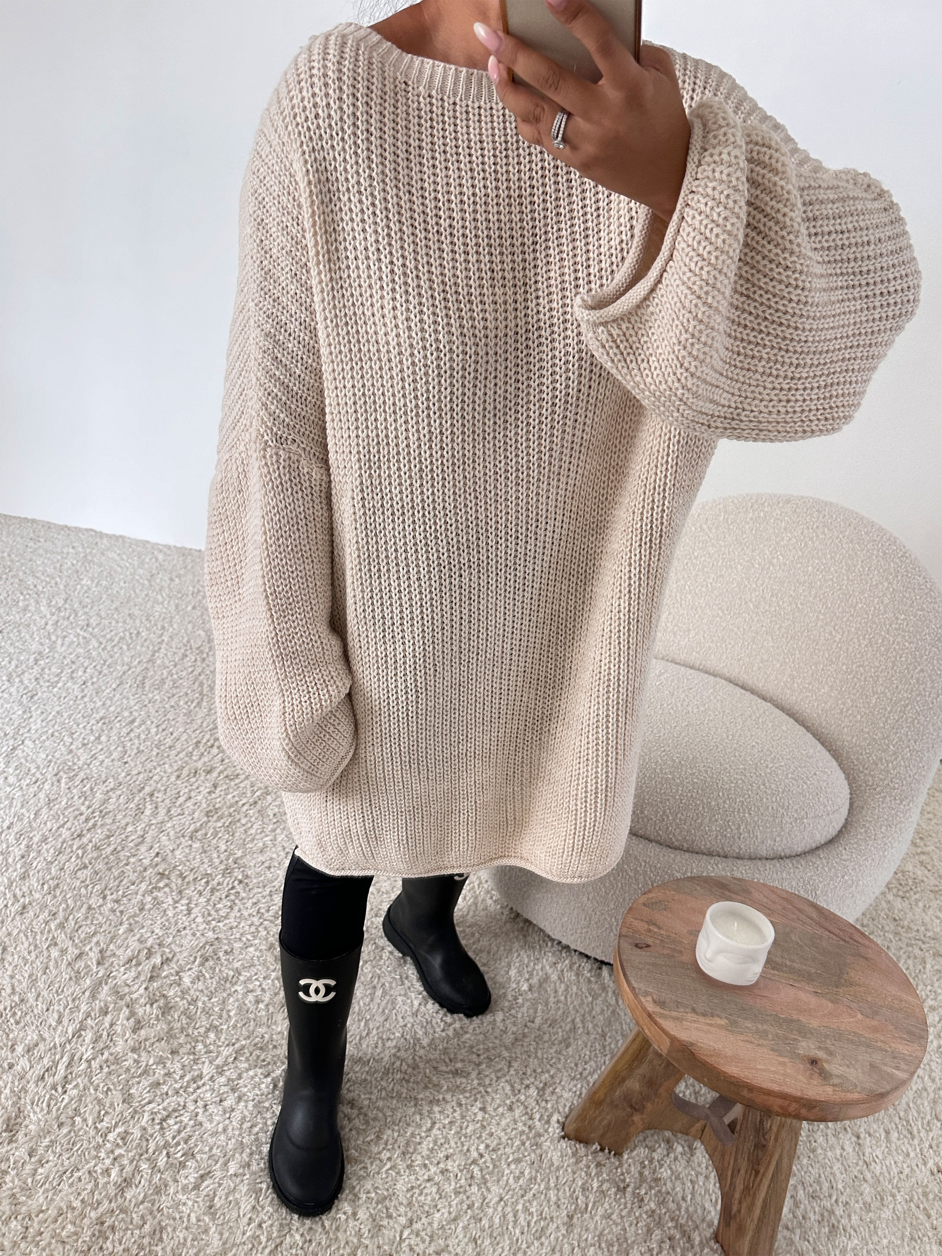 Schwerstrickpullover mit Seitenschlitz - Creme Schwerstrickpullover mit Seitenschlitz - Creme