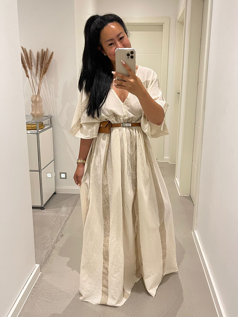 8715-Beige-4 Sommer Maxikleid Bohemian - Beige/Gold