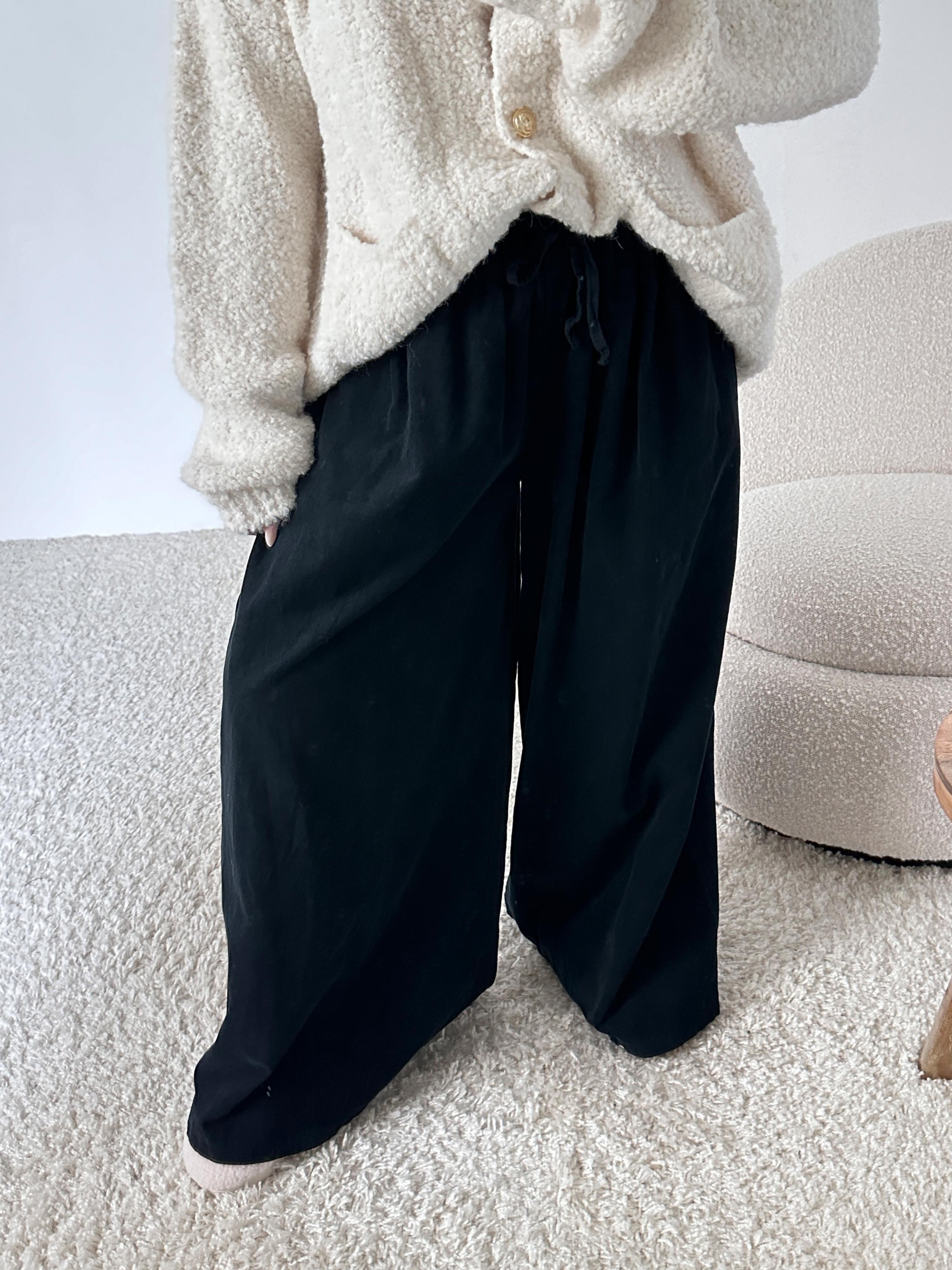 Palazzo Fein Cordhose - ONESIZE - Schwarz Palazzo Fein Cordhose - ONESIZE - Schwarz