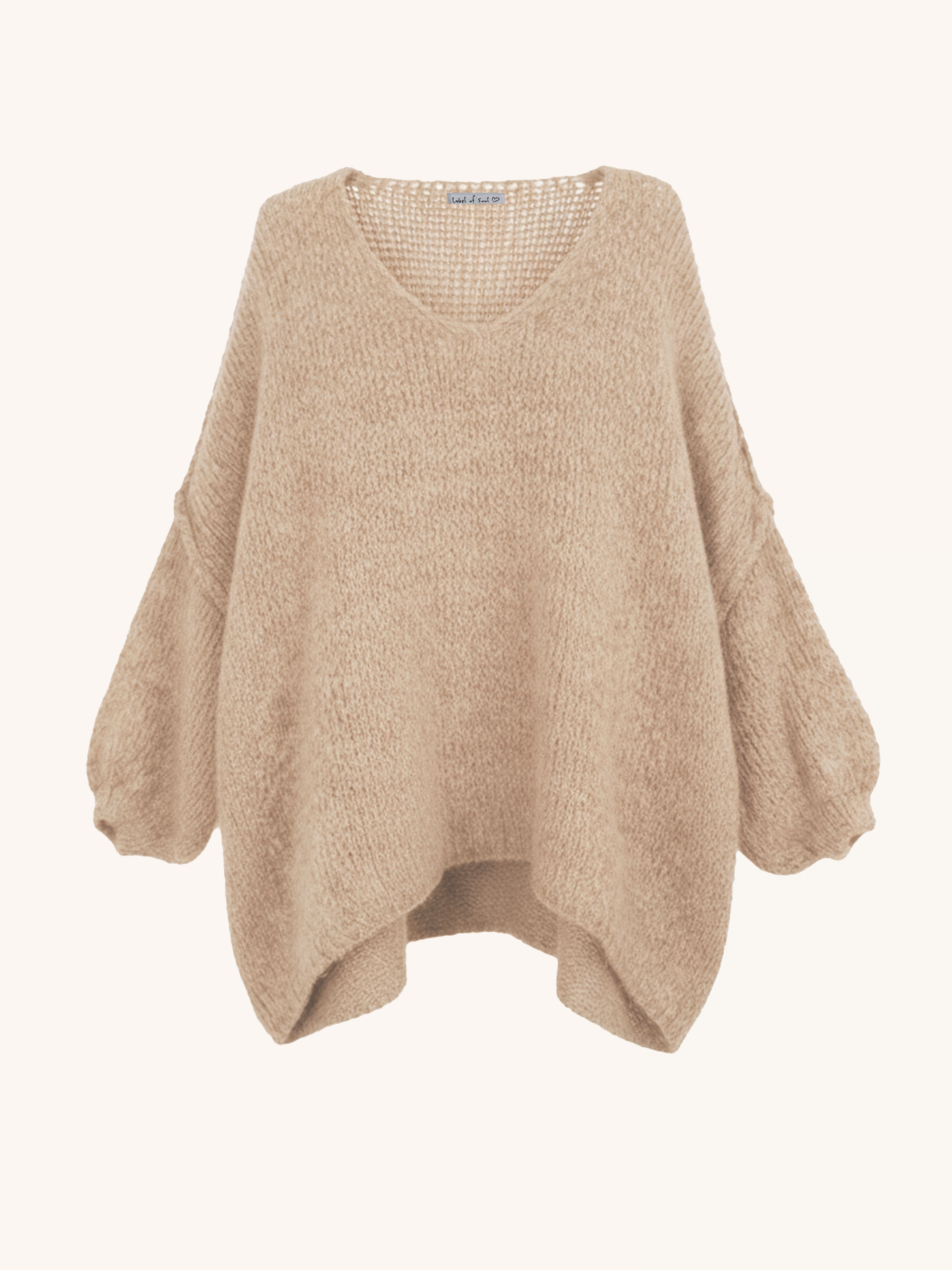 Oversize Strickpullover mit V-Ausschnitt FLAUSCHI TALL - Oatmeal Oversize Strickpullover mit V-Ausschnitt FLAUSCHI TALL - Oatmeal