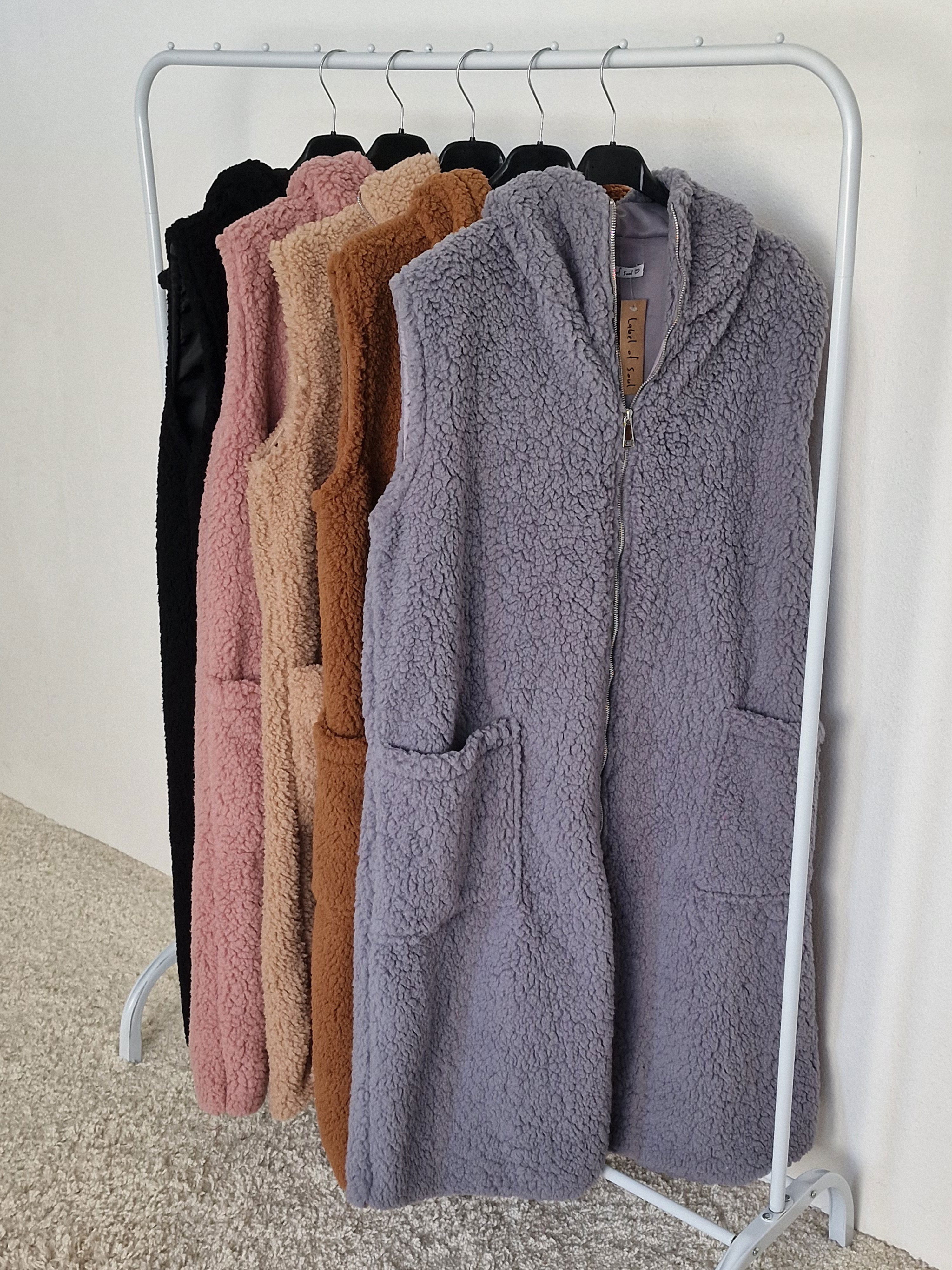 Teddylook Long Weste mit Kapuze - Grau Teddylook Long Weste mit Kapuze - Grau