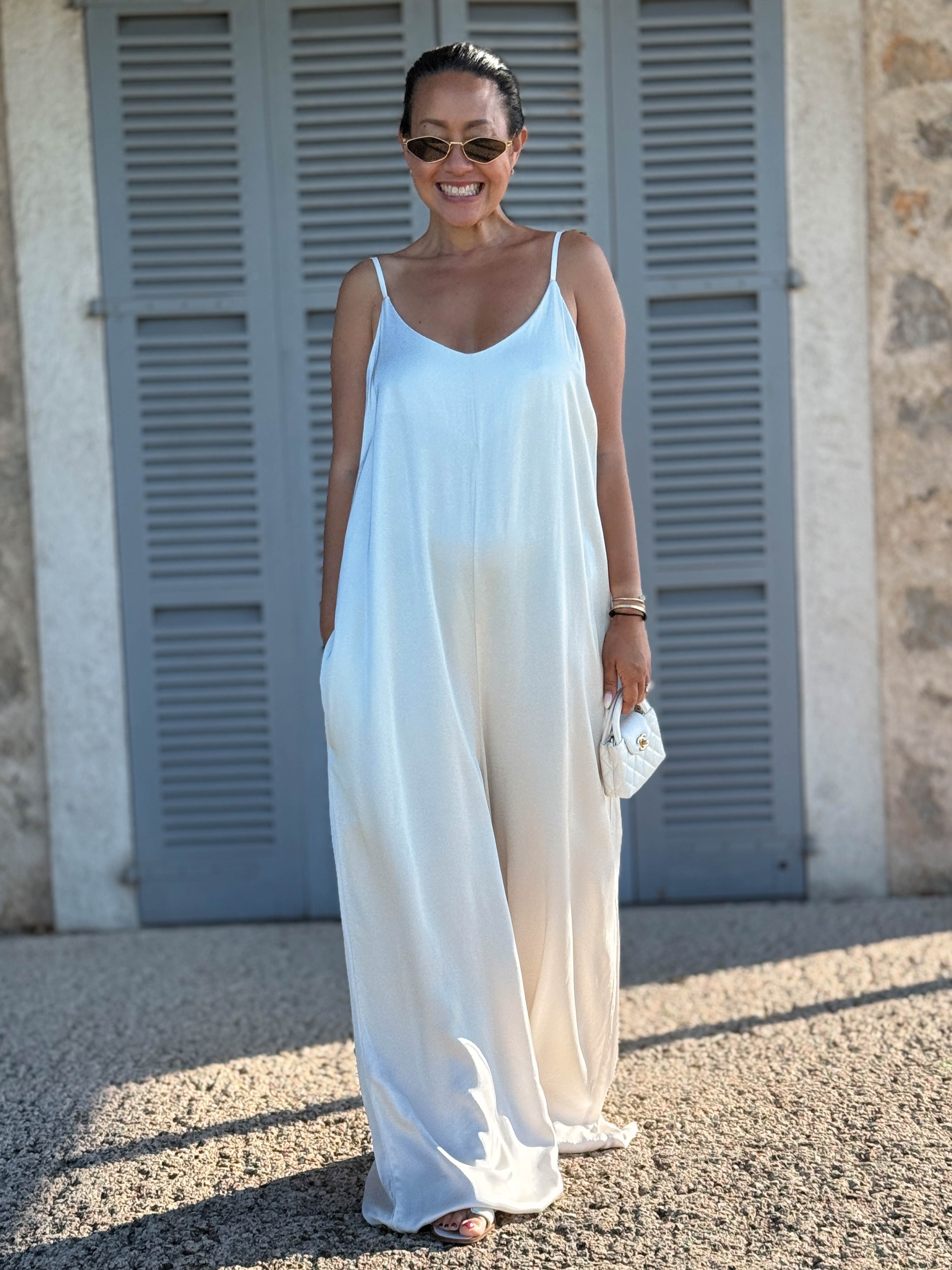 Viskose Jumpsuit mit Träger - Beige