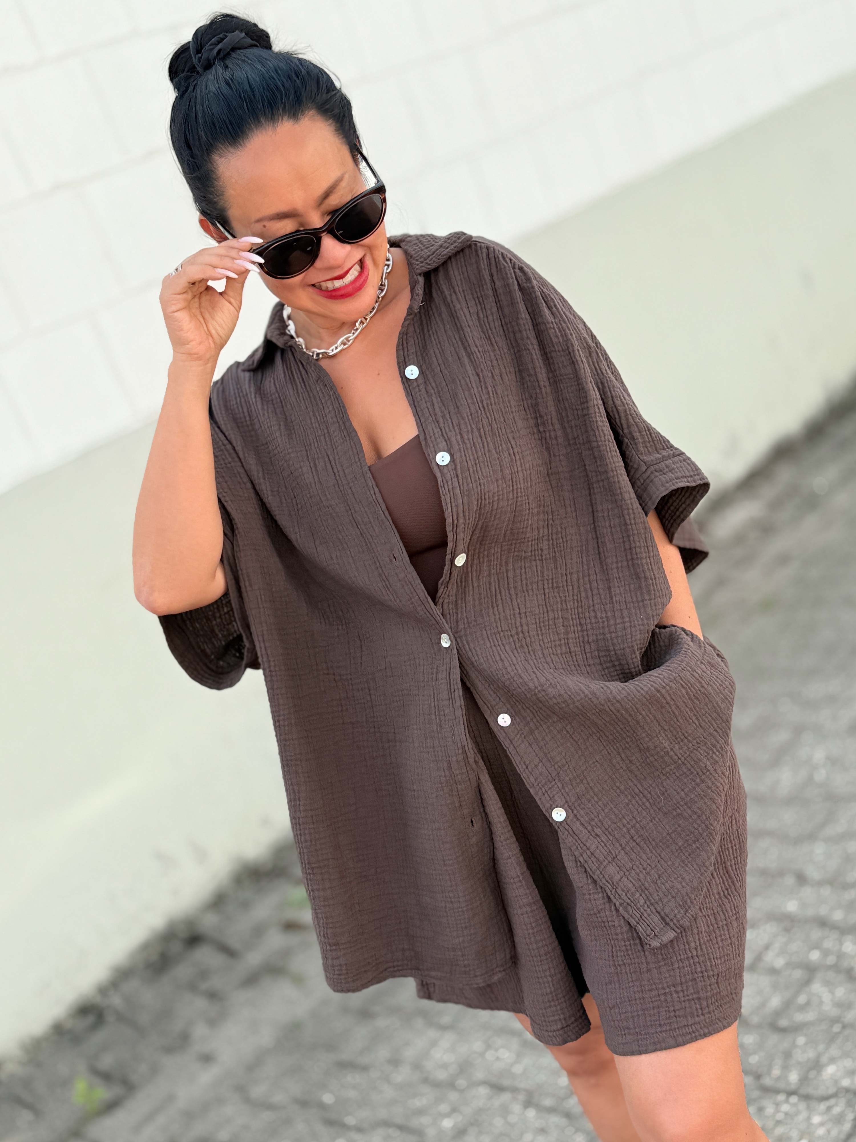 Musselin Oversize Kurzarm Bluse MIDI - Schoko