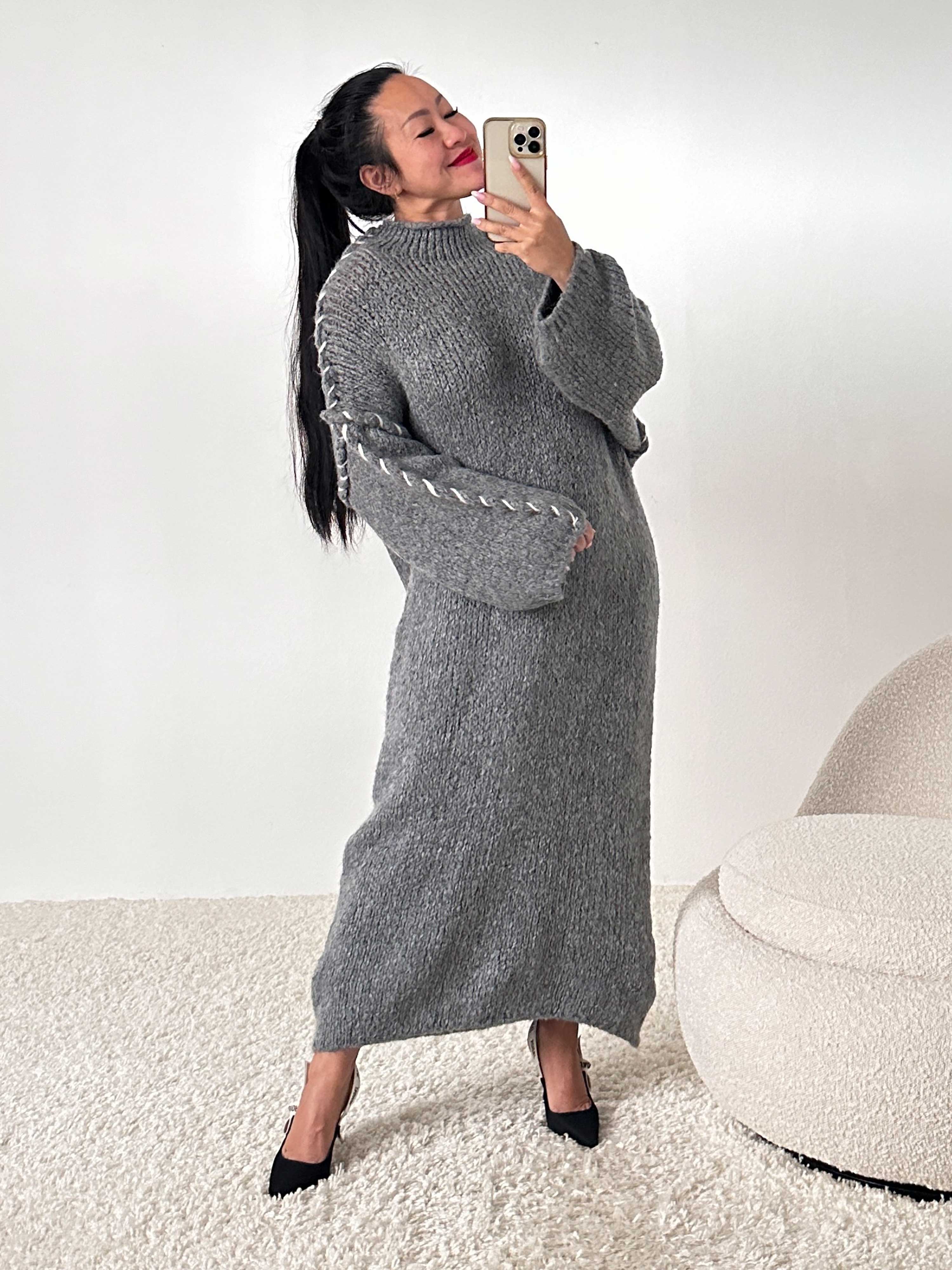 Strickkleid mit Stehkragen FLAUSCHI - TRUE - Anthrazit