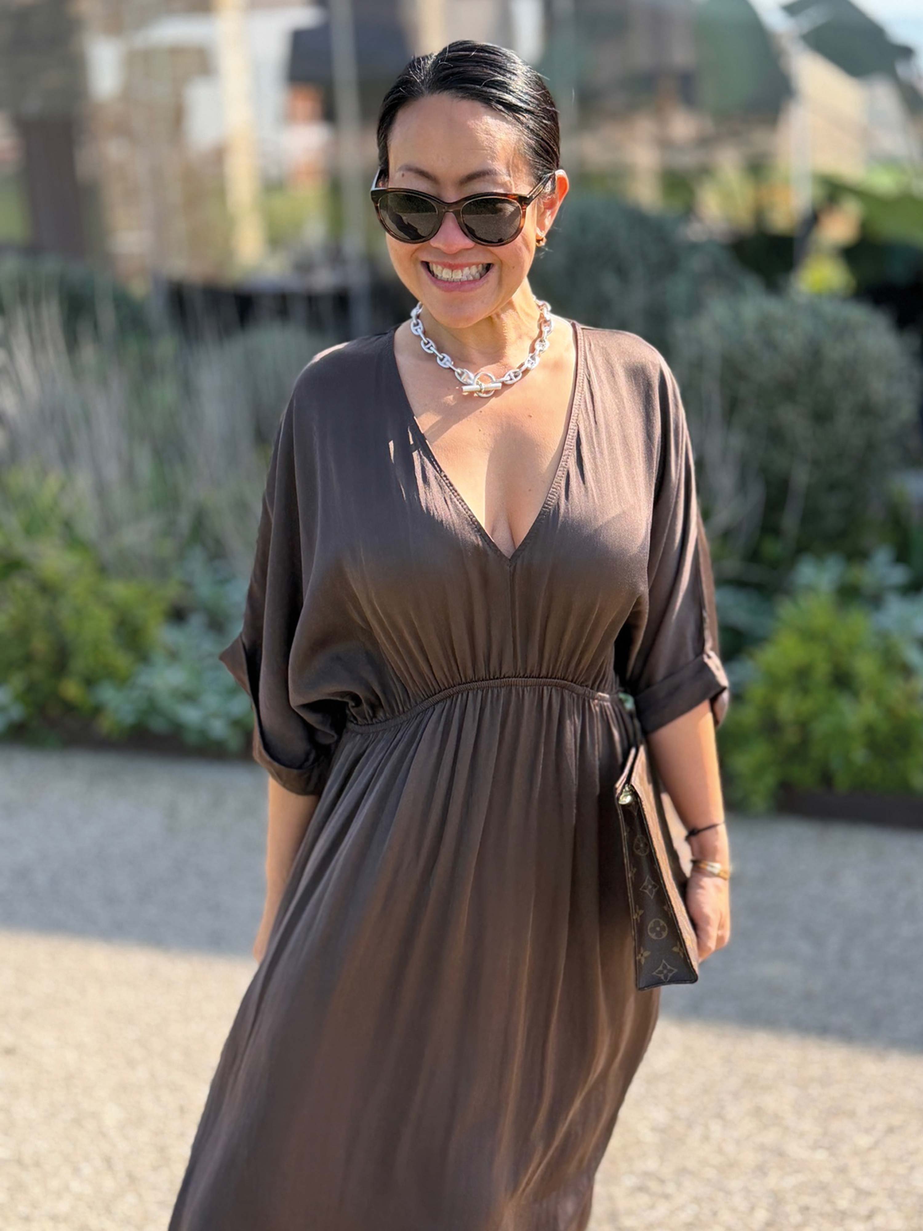 Viskose Kleid mit V-Ausschnitt - ONESIZE - Schoko