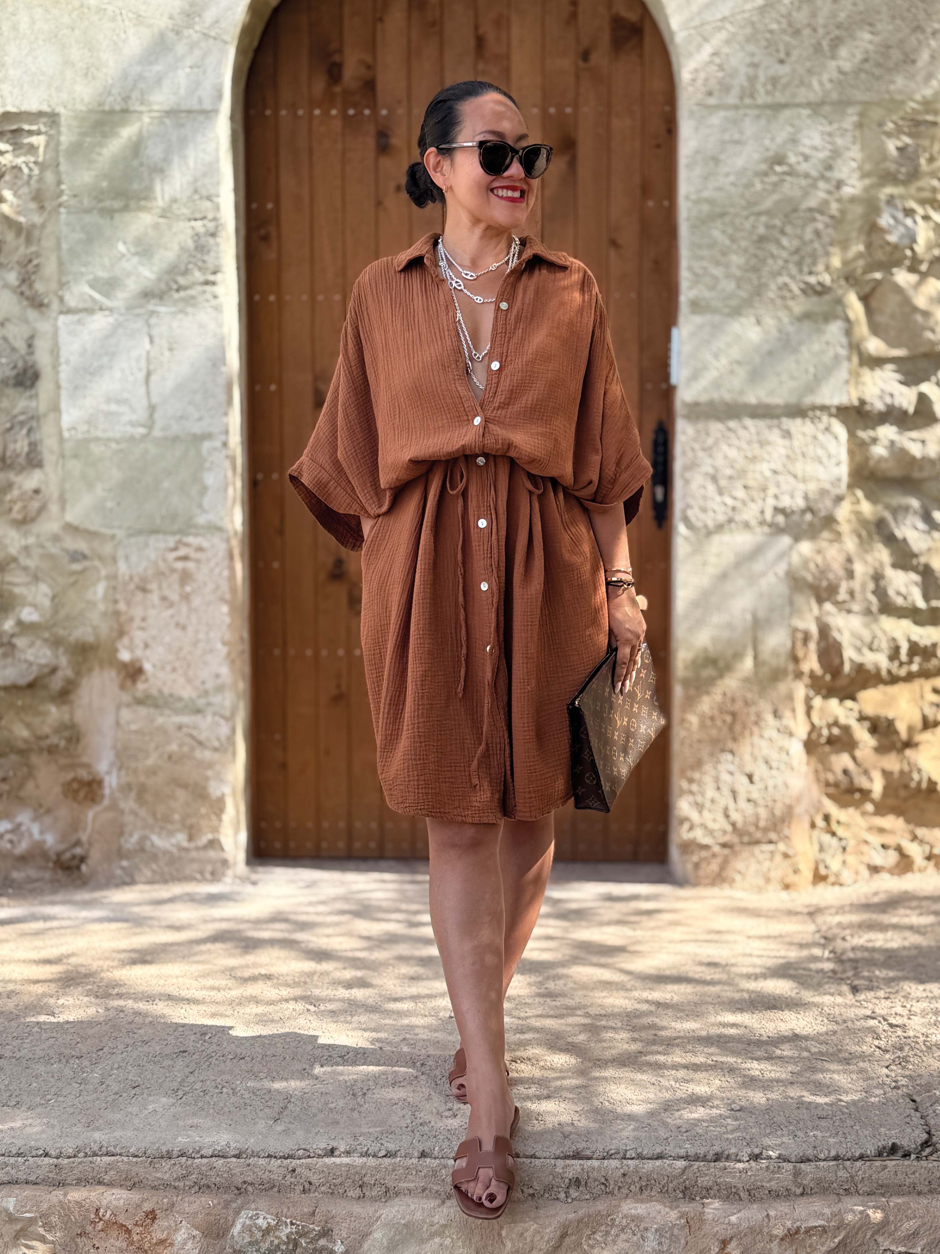 Musselin Oversize Kleid mit Taschen - LANA - Cinnamon Musselin Oversize Kleid mit Taschen - LANA - Cinnamon