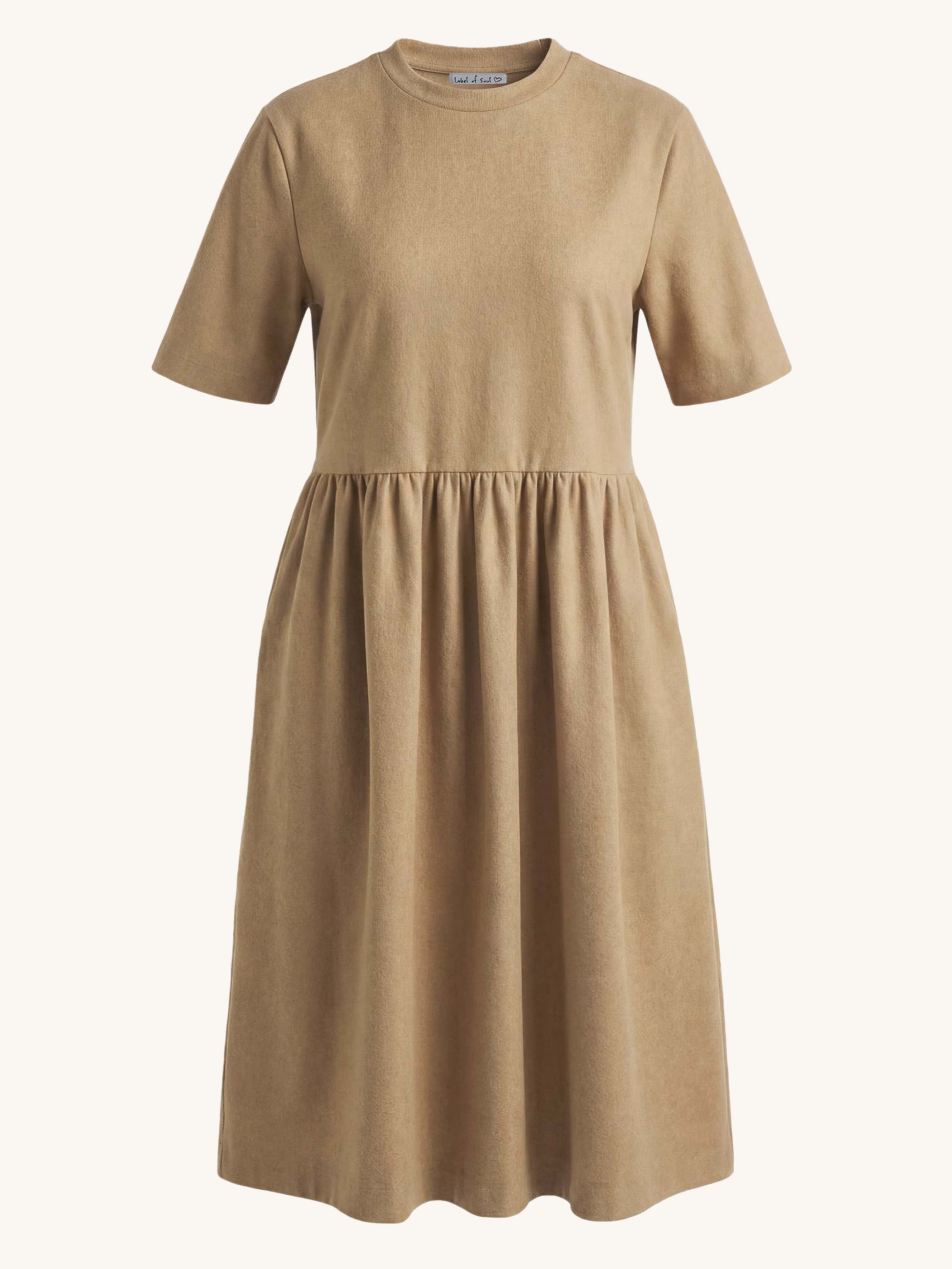 Kurzarm Cotton Kleid mit Seitentaschen - CURVY - Camel