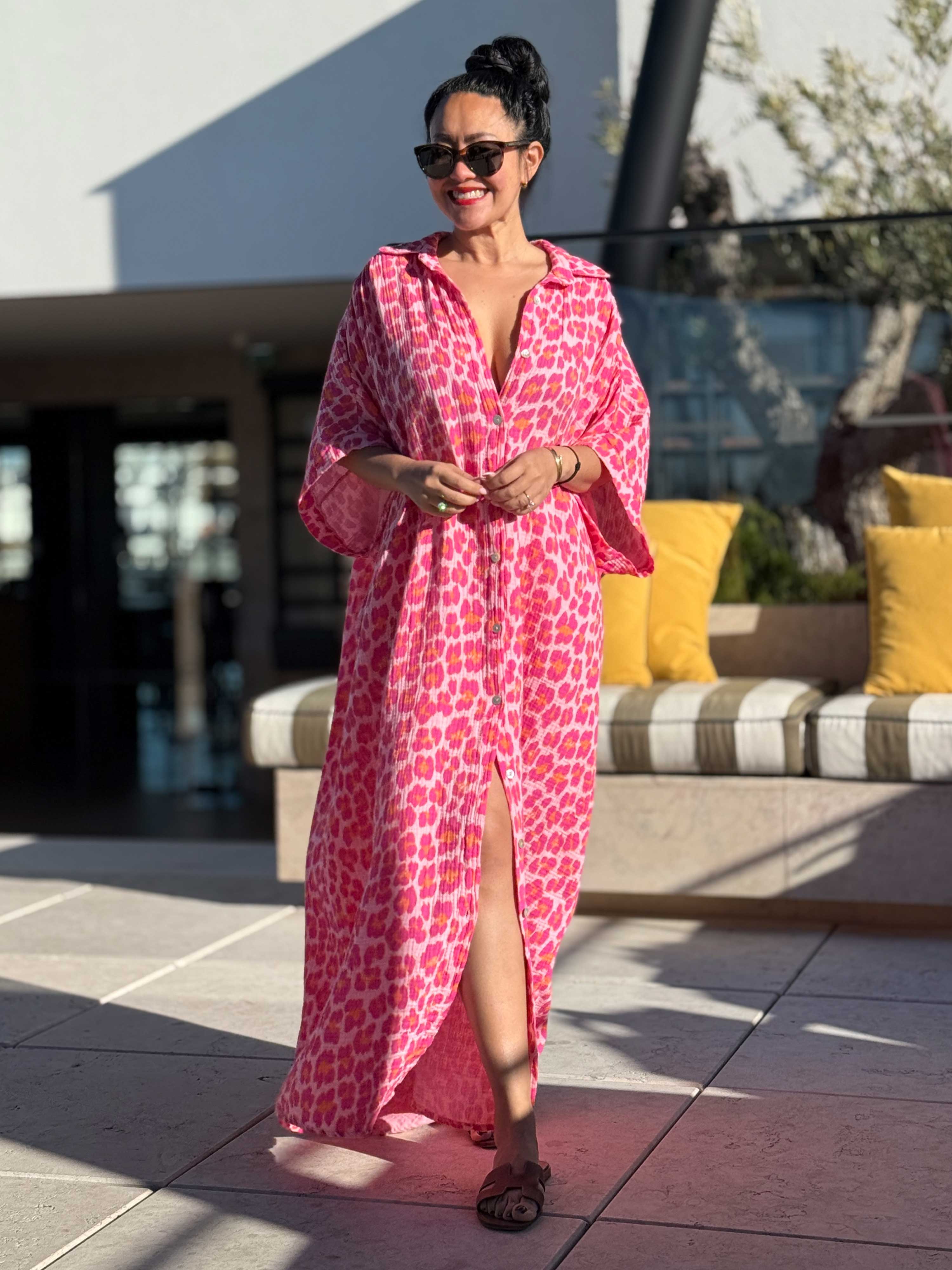 Musselin Oversize Kurzarm Blusenkleid - CAPRI - Leo Juicy Musselin Oversize Kurzarm Blusenkleid - CAPRI - Leo Juicy