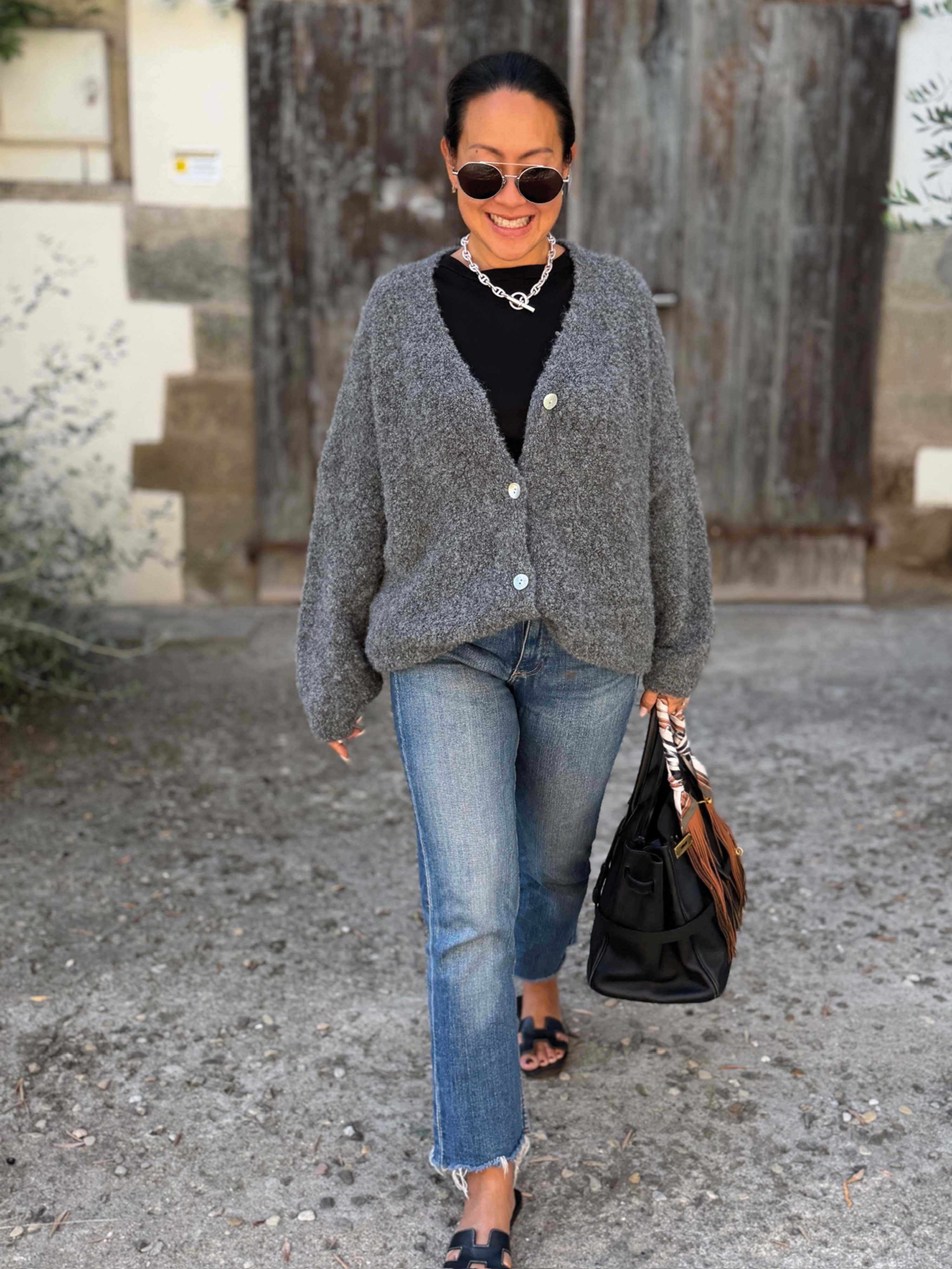 Oversize Bouclé Strickjacke mit V-Ausschnitt - Grau