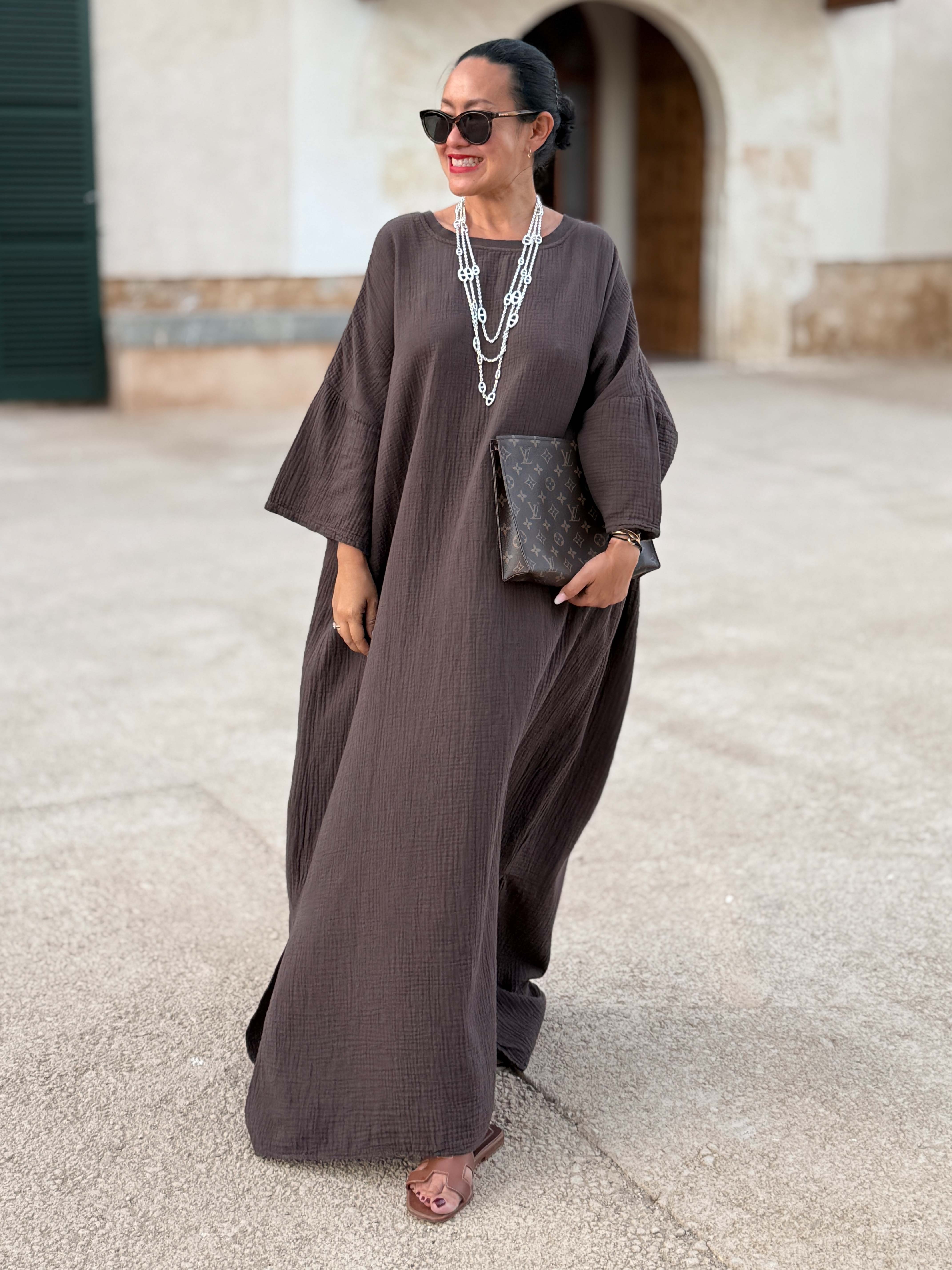 Musselin Oversize Kurzarm Sweatkleid - Schoko Musselin Oversize Kurzarm Sweatkleid - Schoko