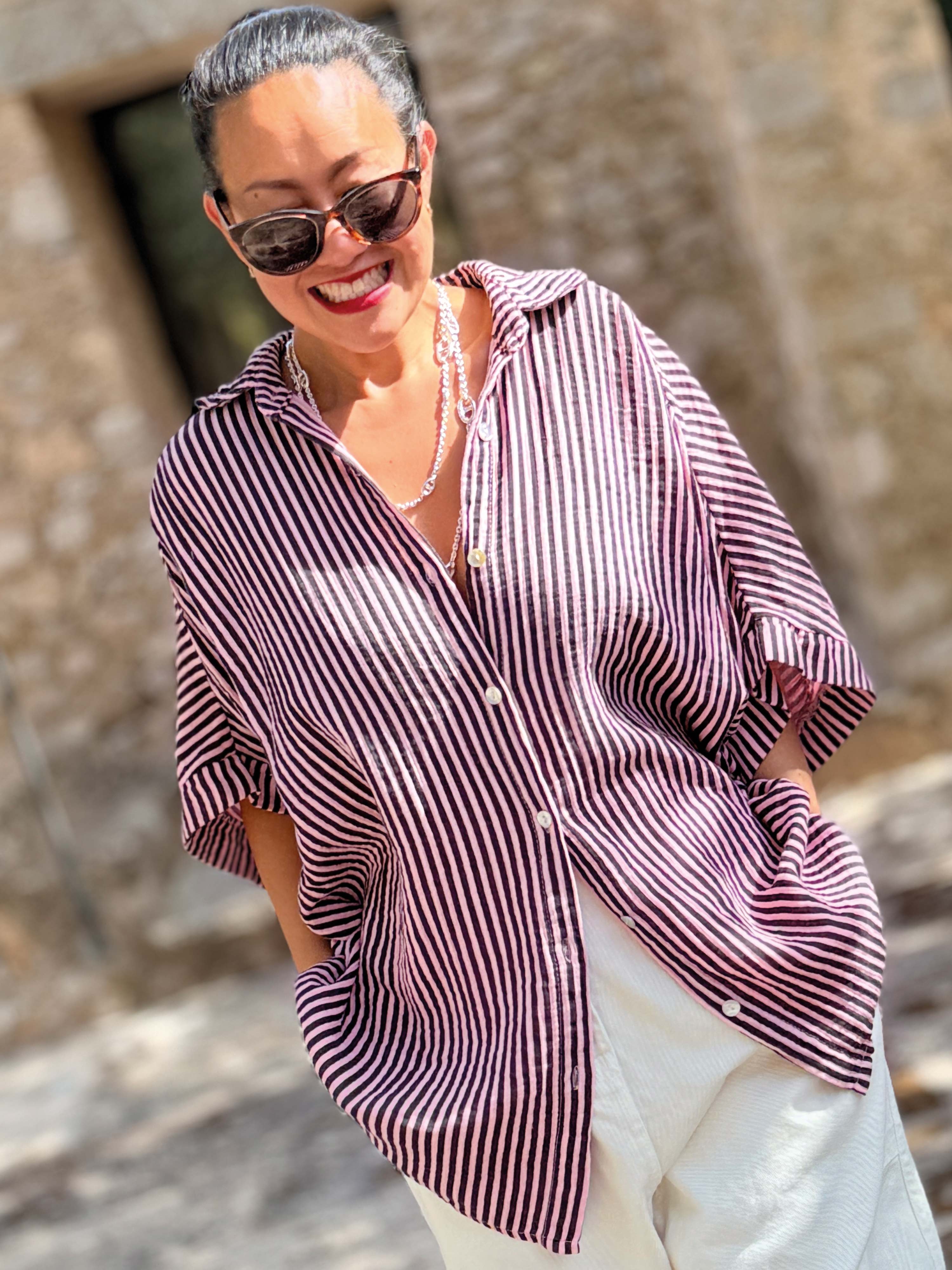 Musselin Oversize Kurzarm Bluse MIDI - Stripes - Schwarz/Rosa