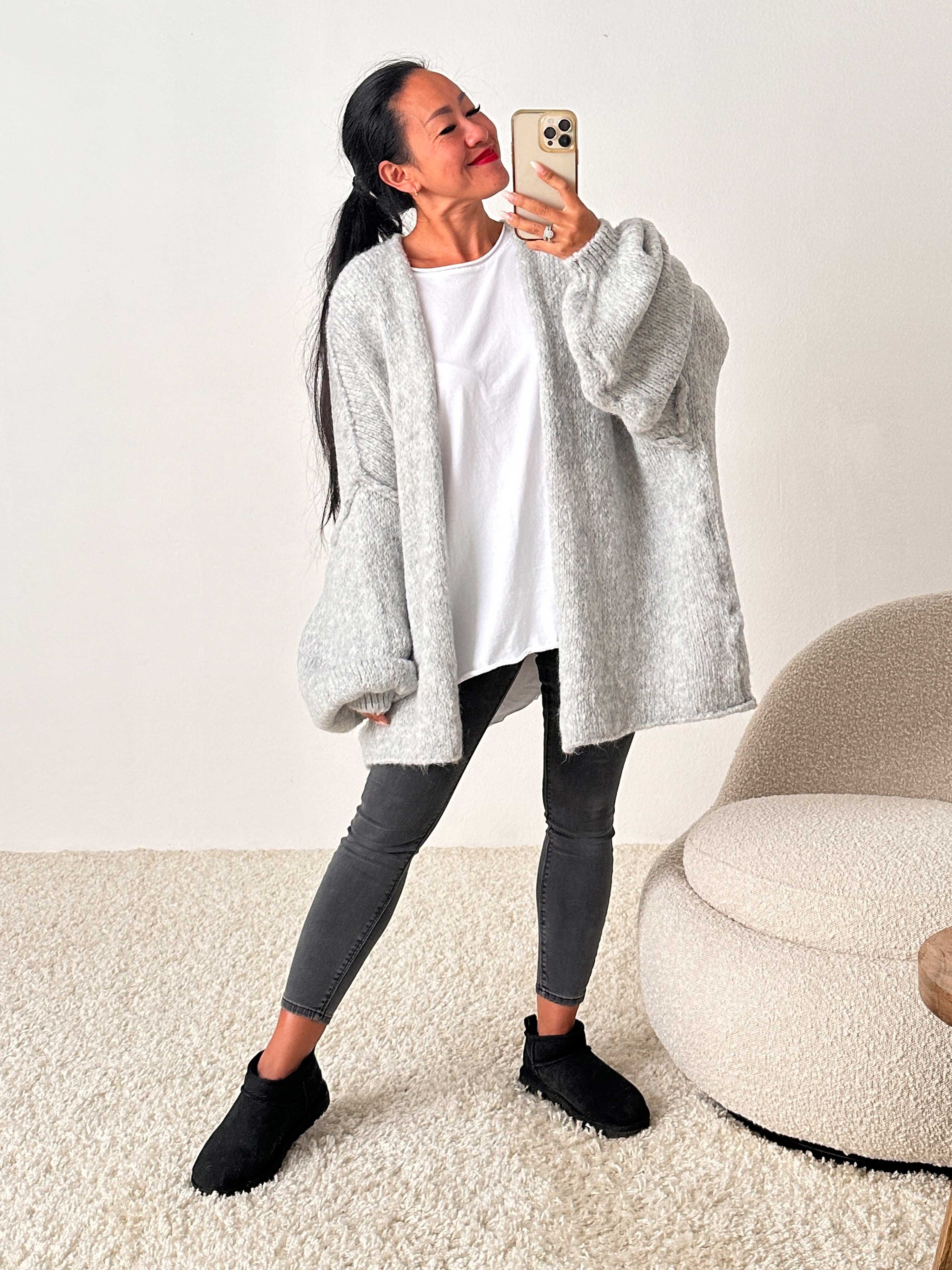 Oversize Strickjacke FLAUSCHI - CASUAL - Hellgrau