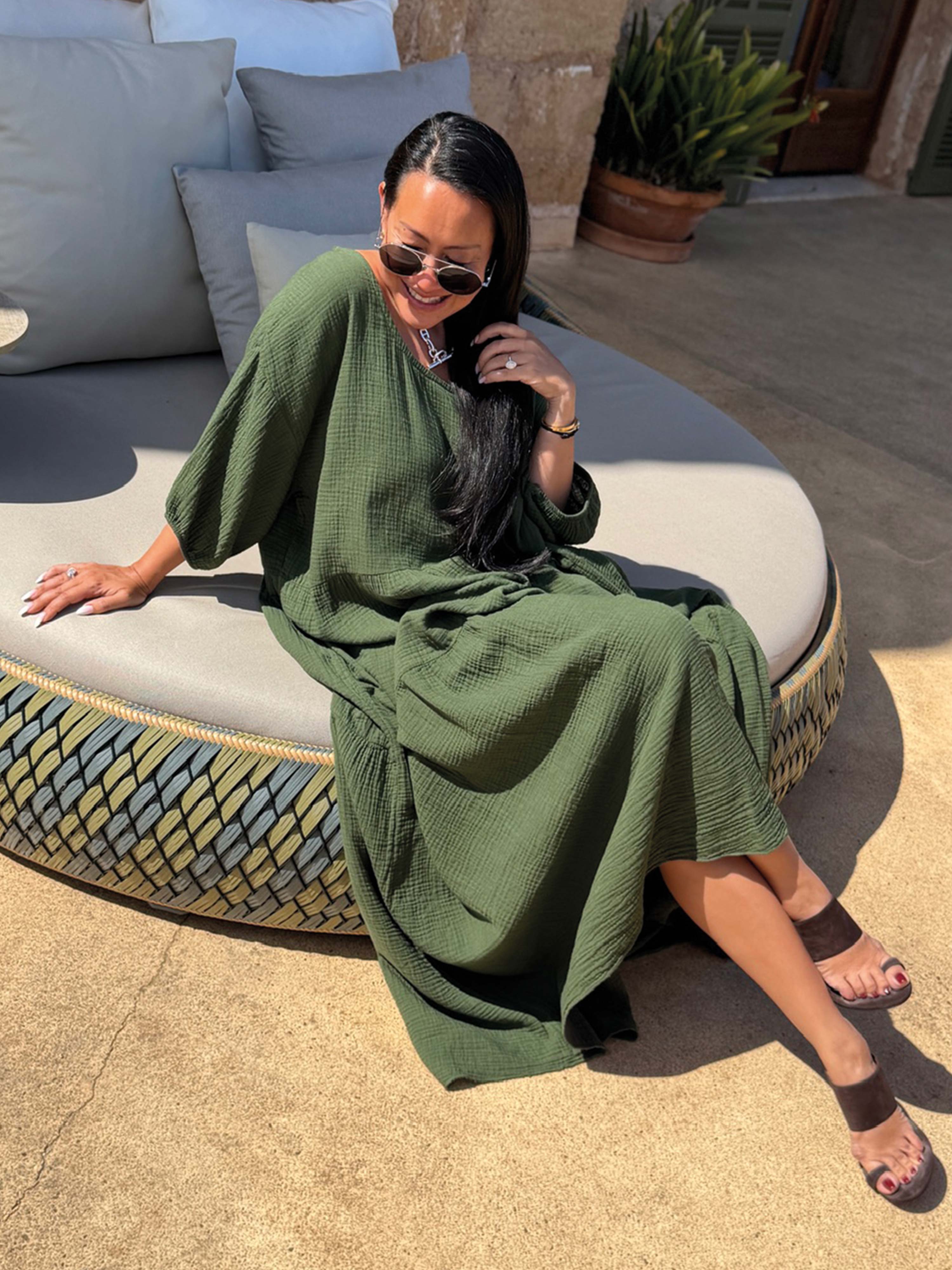 Oversize Musselin Kleid mit Rundhalsausschnitt - Olive