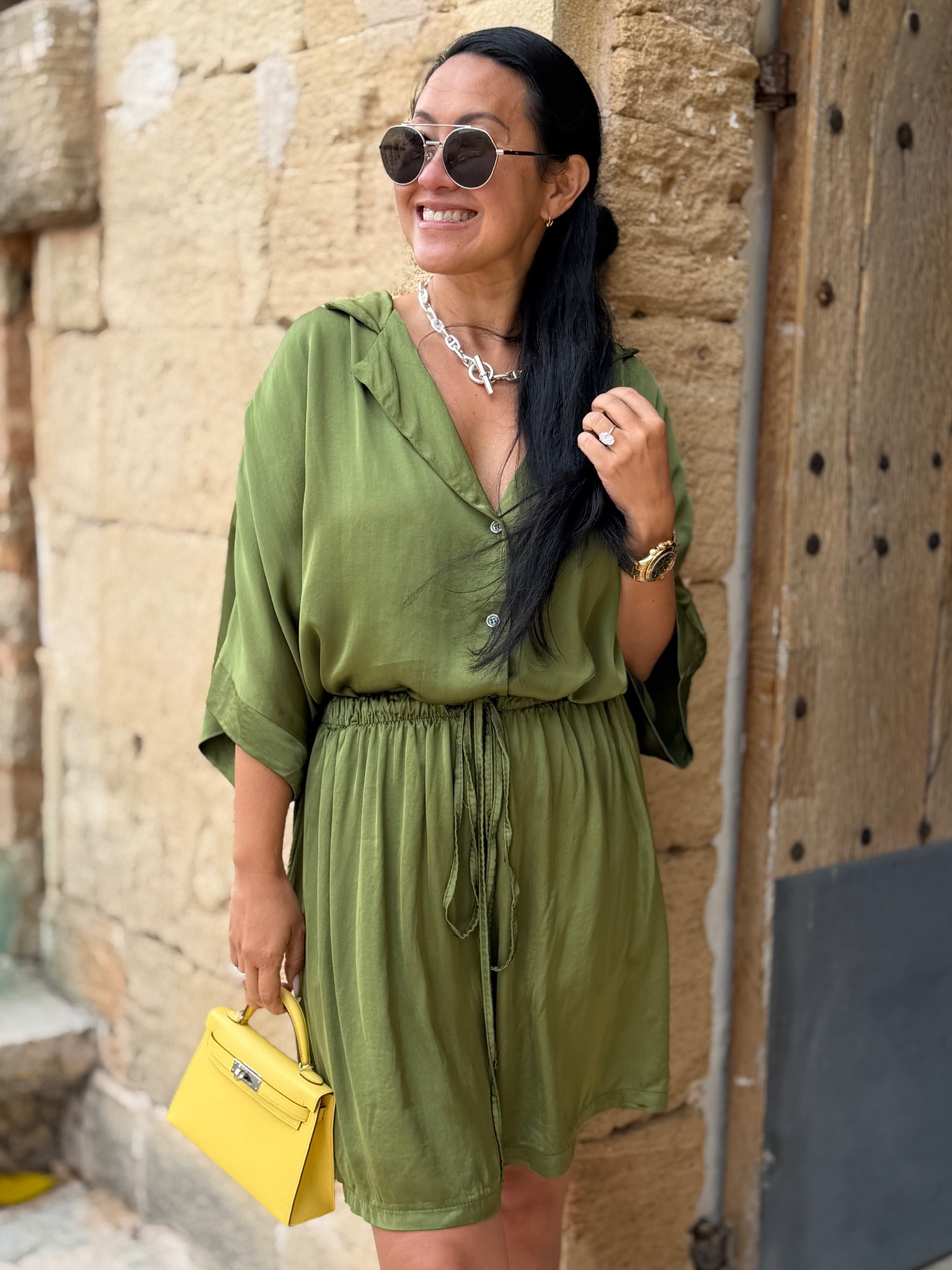 Viskose Bermuda Shorts - ELEGANCE - Olive