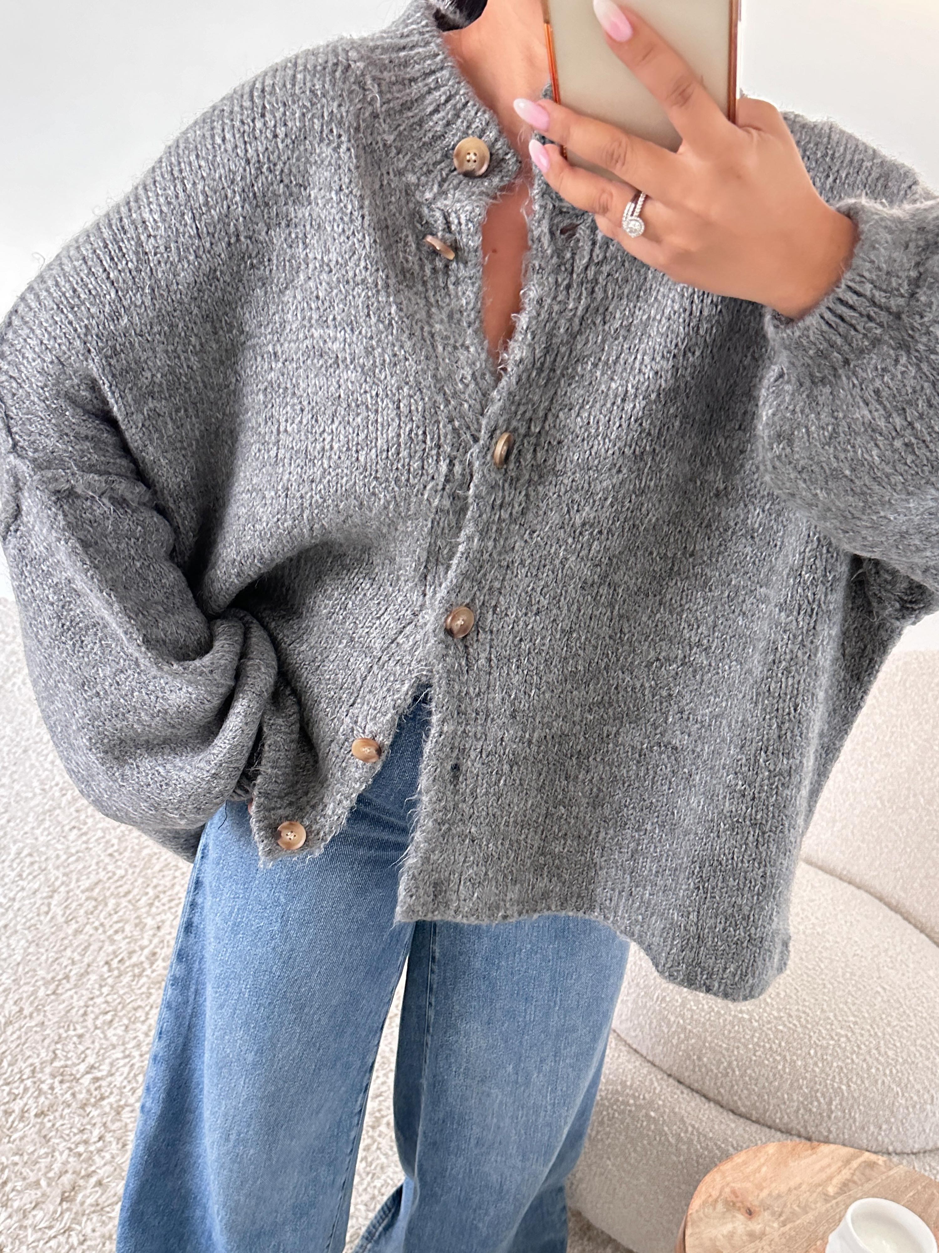 Oversize Cardigan - FLAUSCHI - Anthrazit Oversize Cardigan - FLAUSCHI - Anthrazit
