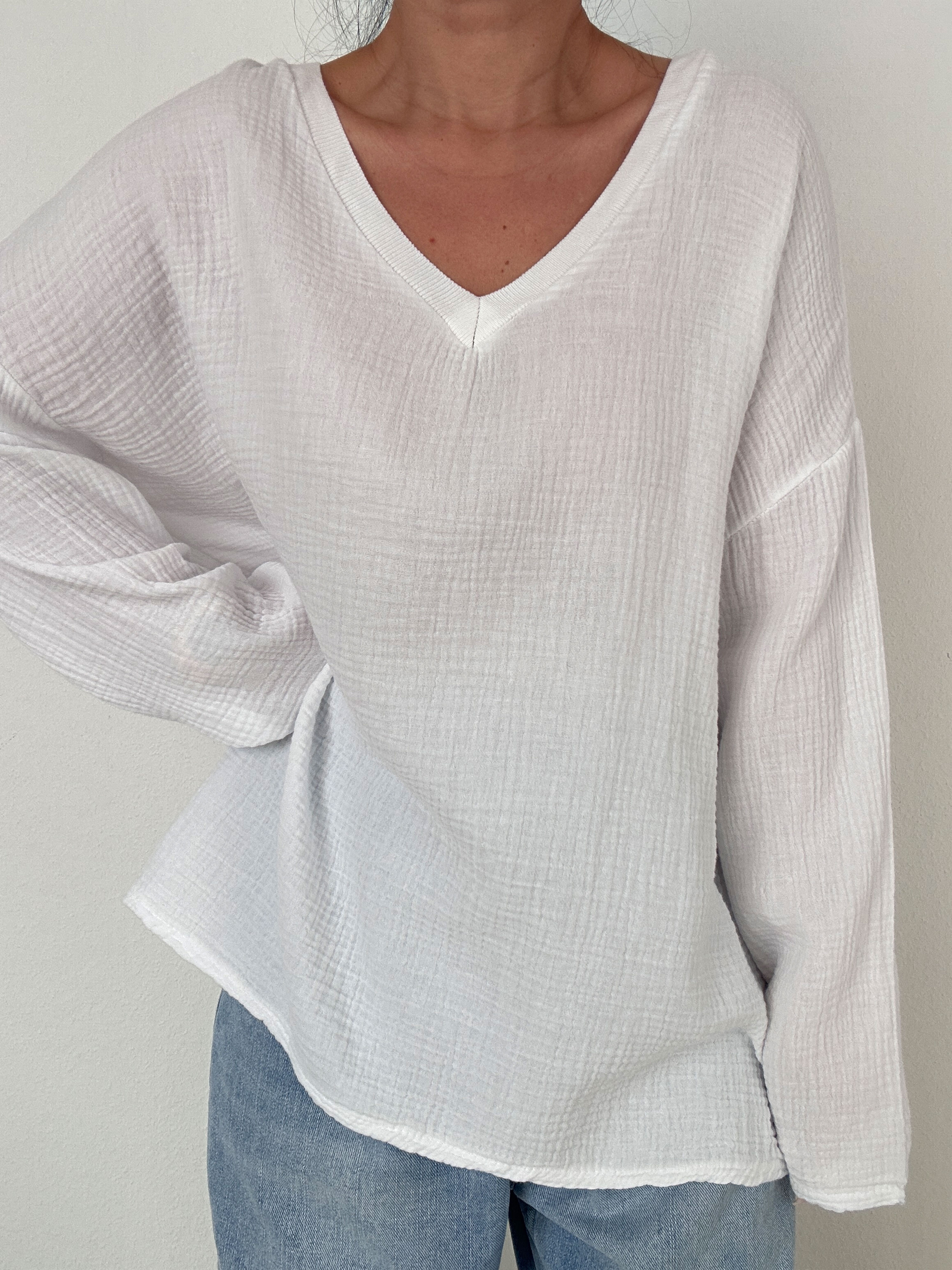 Musselin Sweatshirt mit V-Ausschnitt - Weiß Musselin Sweatshirt mit V-Ausschnitt - Weiß