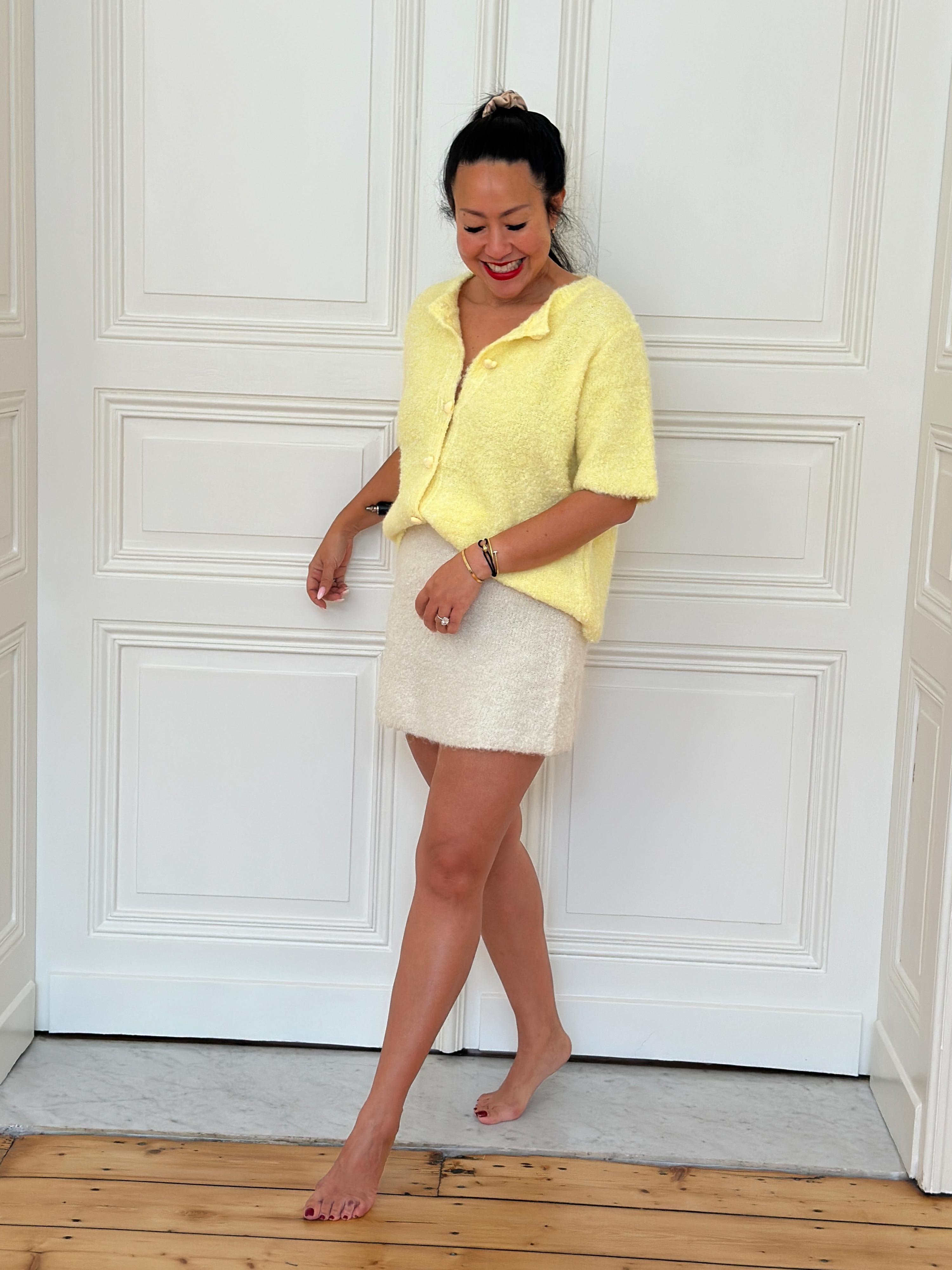 Viskose Kurzarm Cardigan - AMORE - Gelb Viskose Kurzarm Cardigan - AMORE - Gelb