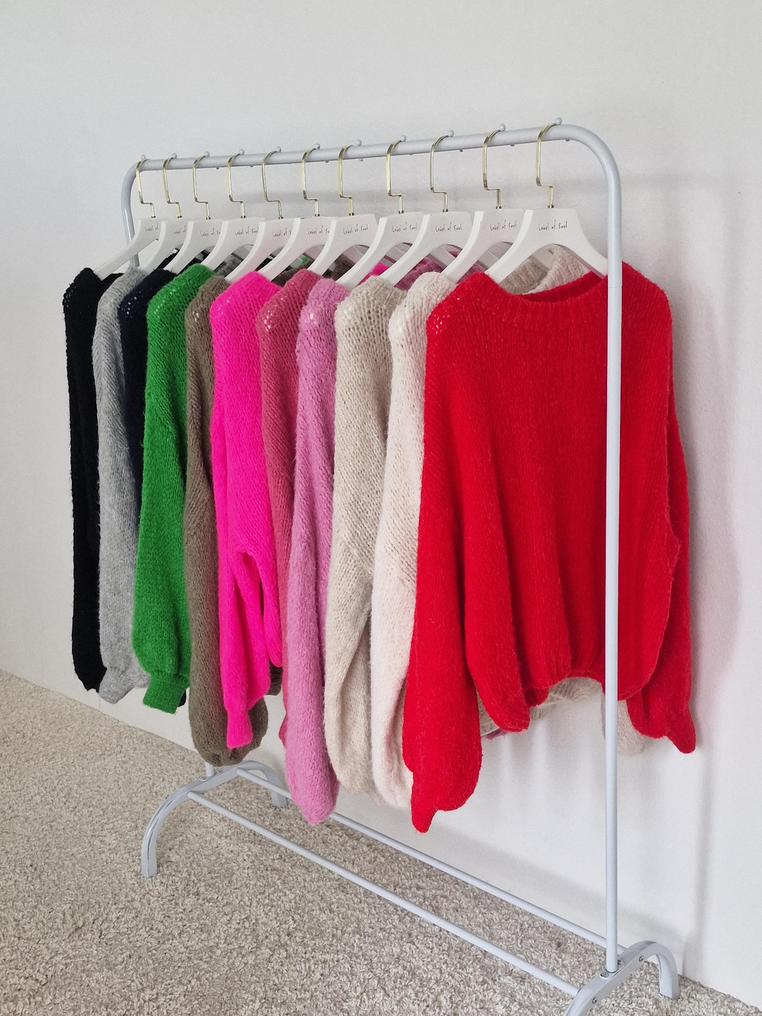 Strickpullover mit Rundhalsausschnitt - FLAUSCHI - Rot Strickpullover mit Rundhalsausschnitt - FLAUSCHI - Rot