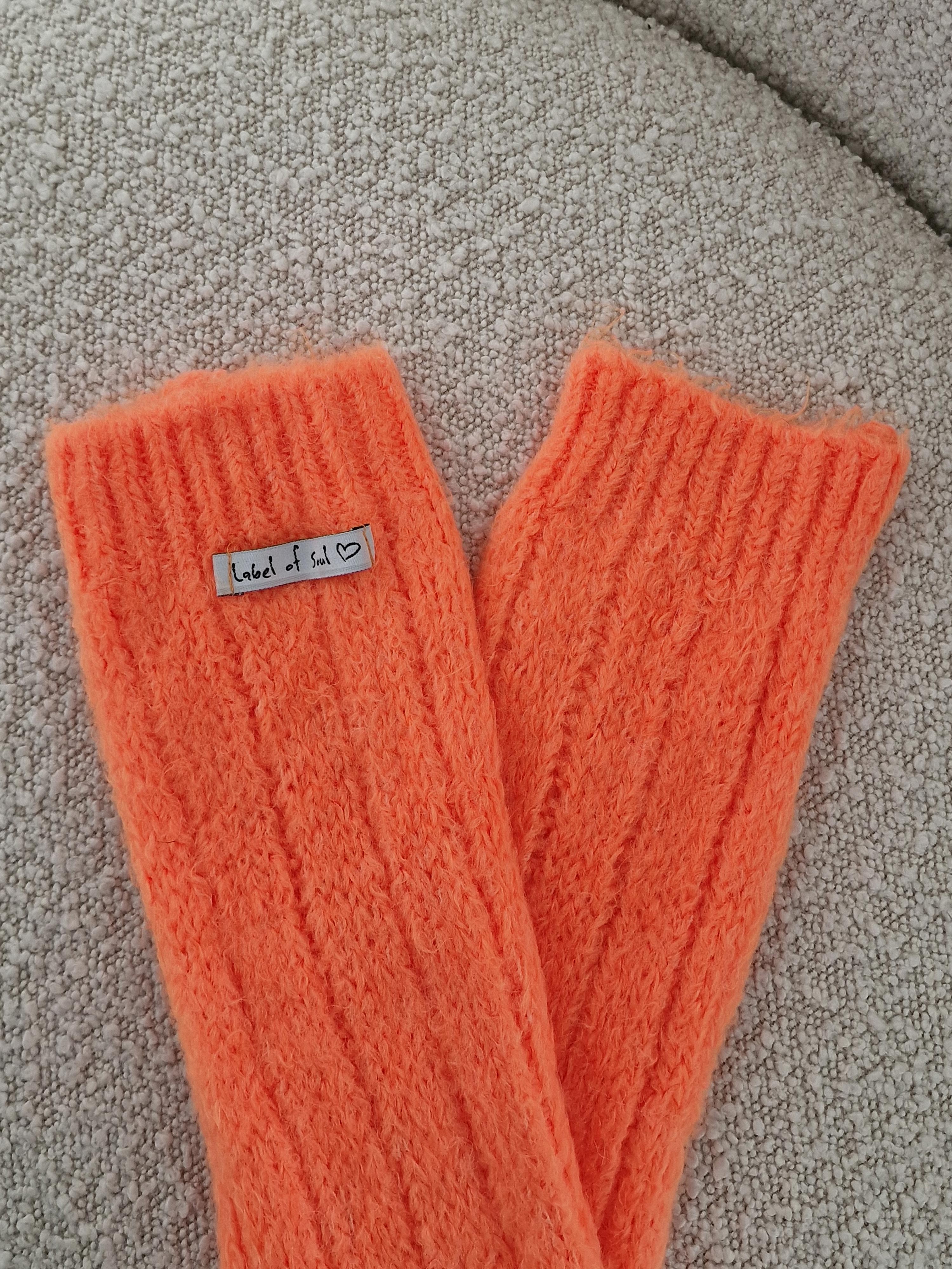 Strick Stulpen - FLAUSCHI - Neon Orange Strick Stulpen - FLAUSCHI - Neon Orange