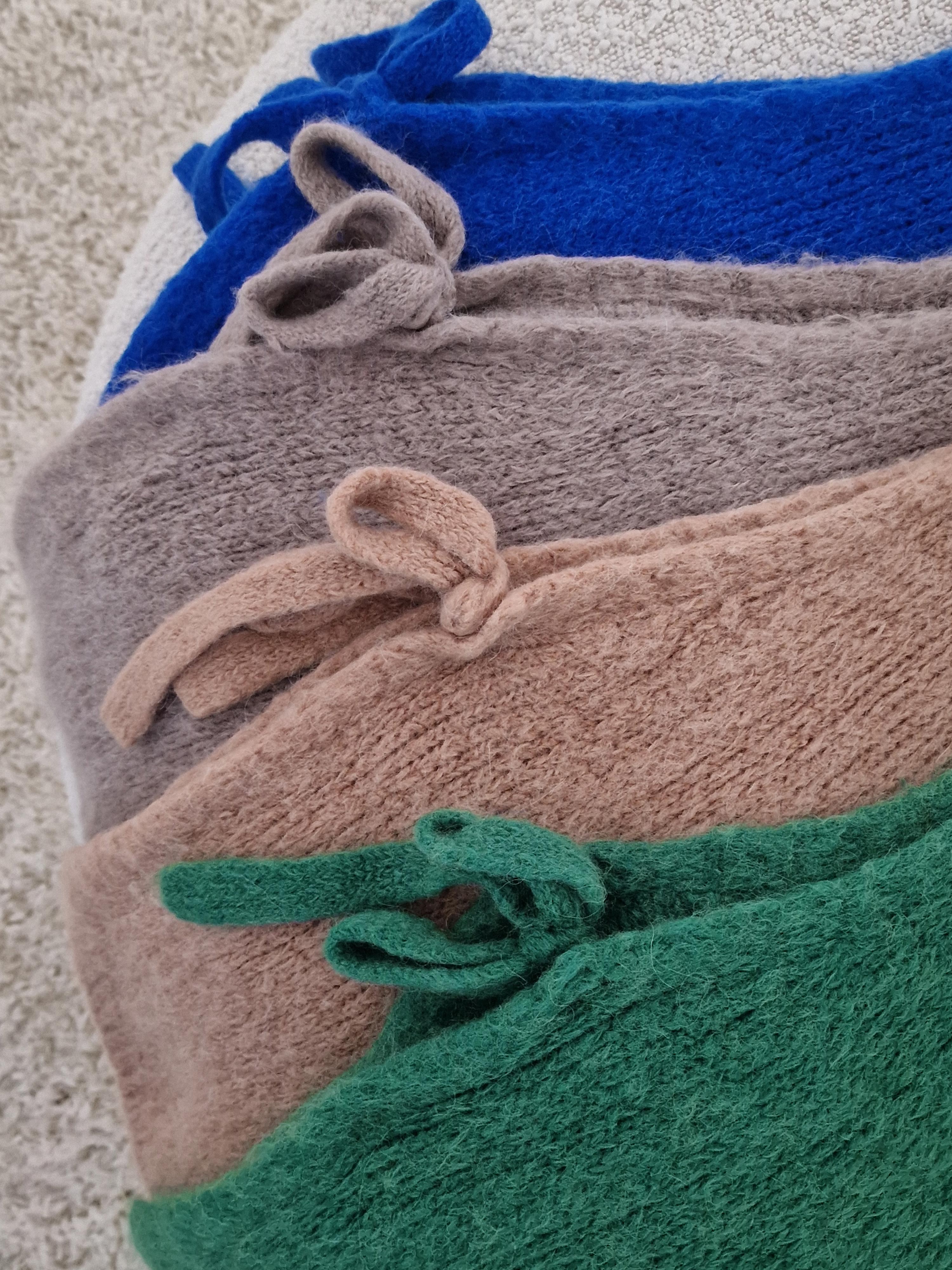 Pullunder mit Baby-Alpakawollanteil - Camel Pullunder mit Baby-Alpakawollanteil - Camel