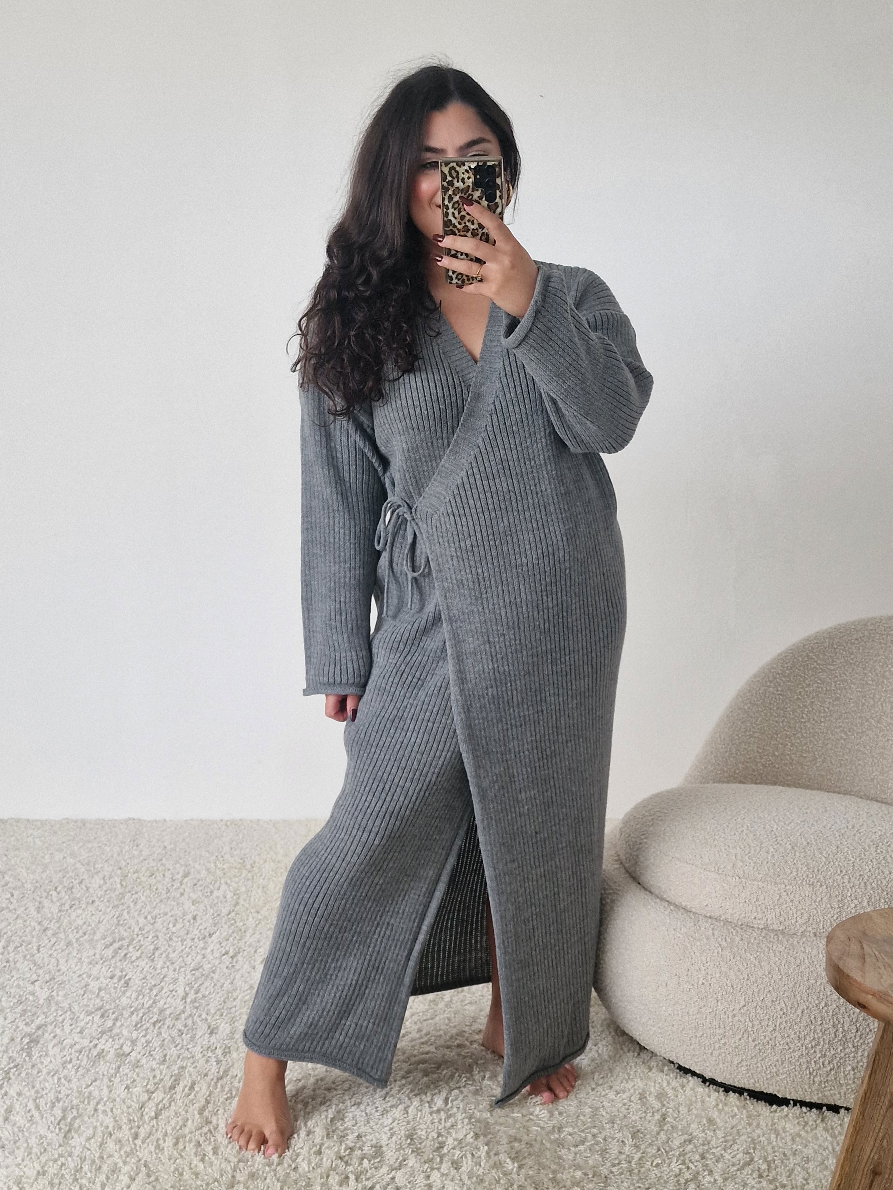 Cozy Strick Wickelkleid - Grau
