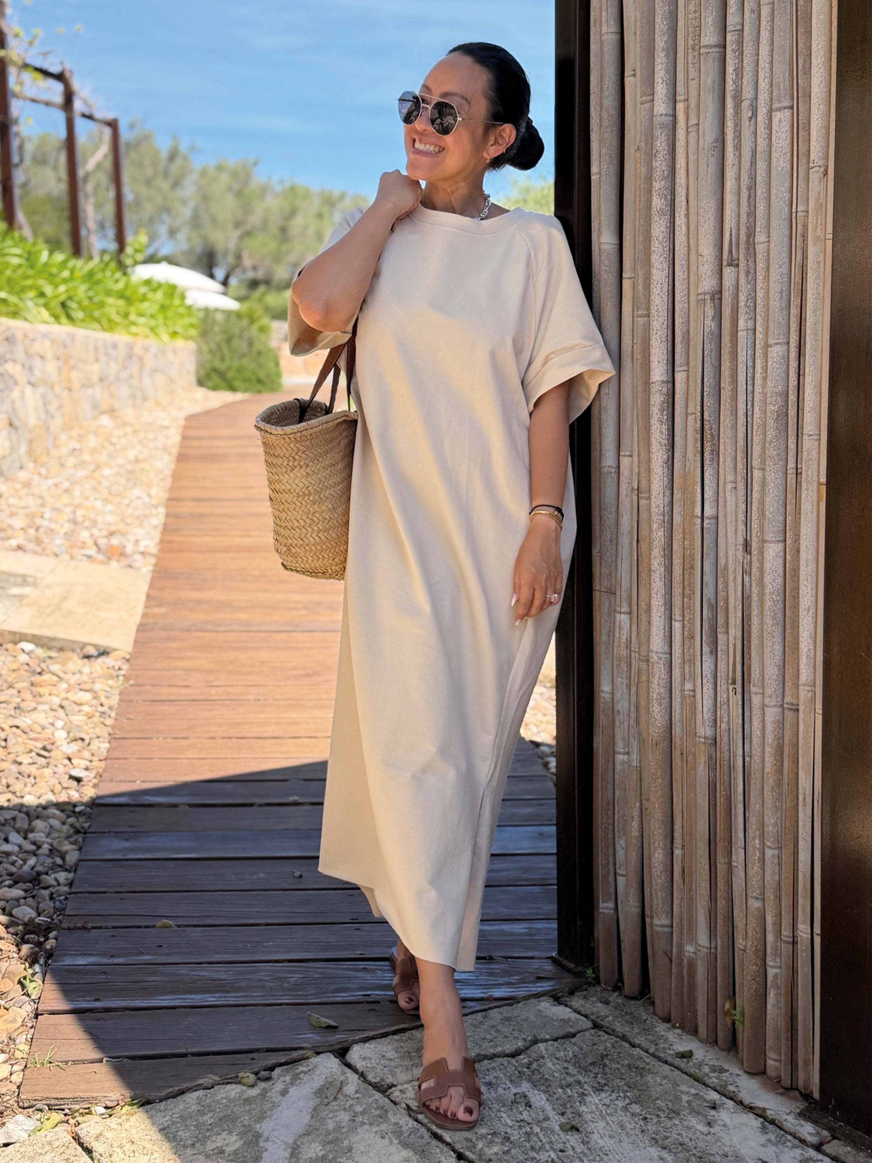 Oversize Sweatkleid - Almond