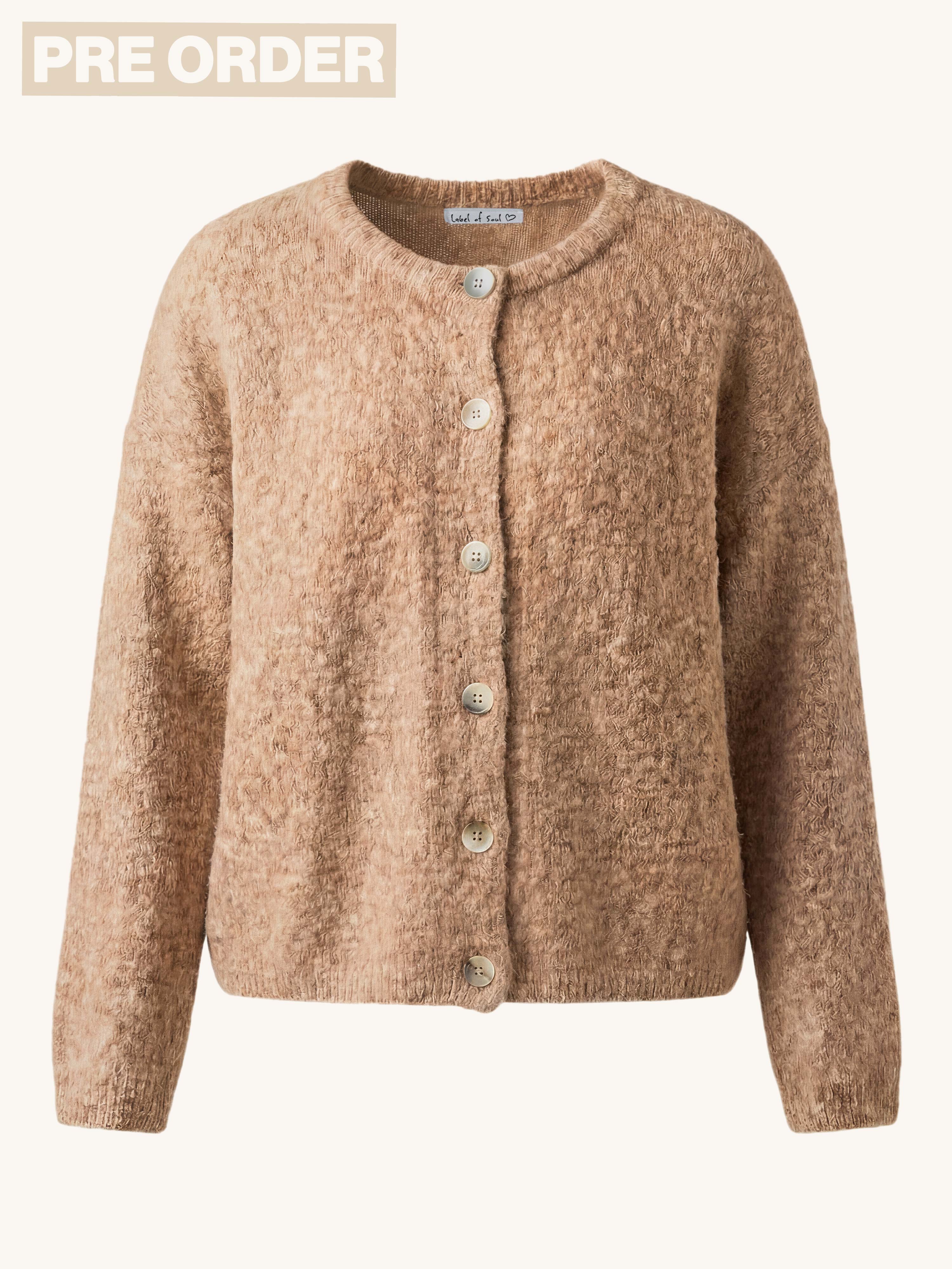 PRE-ORDER: Soft Strickjacke mit Alpakawollanteil - Cappuccino