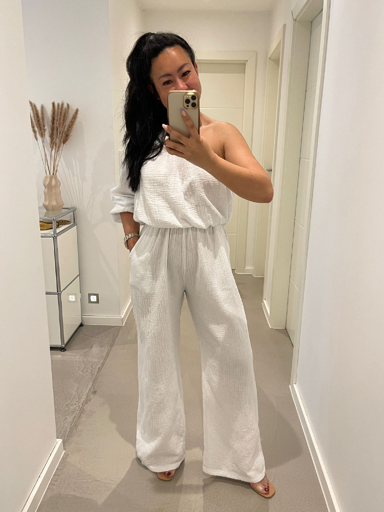 HS-8837-Weiss Musselin Oneshoulder Jumpsuit - Weiss
