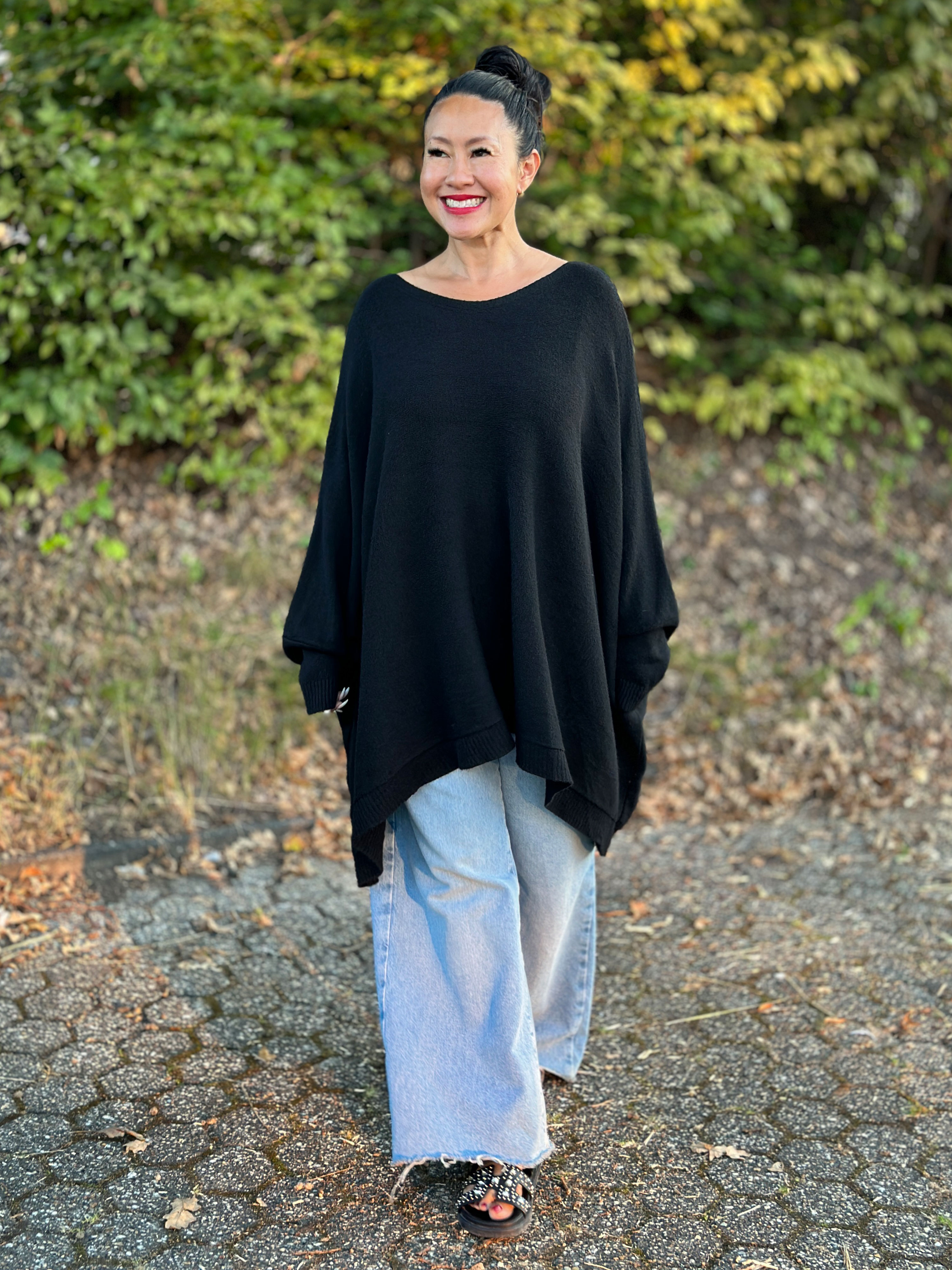 Oversize Viskose Pullover TALL - Schwarz Oversize Viskose Pullover TALL - Schwarz