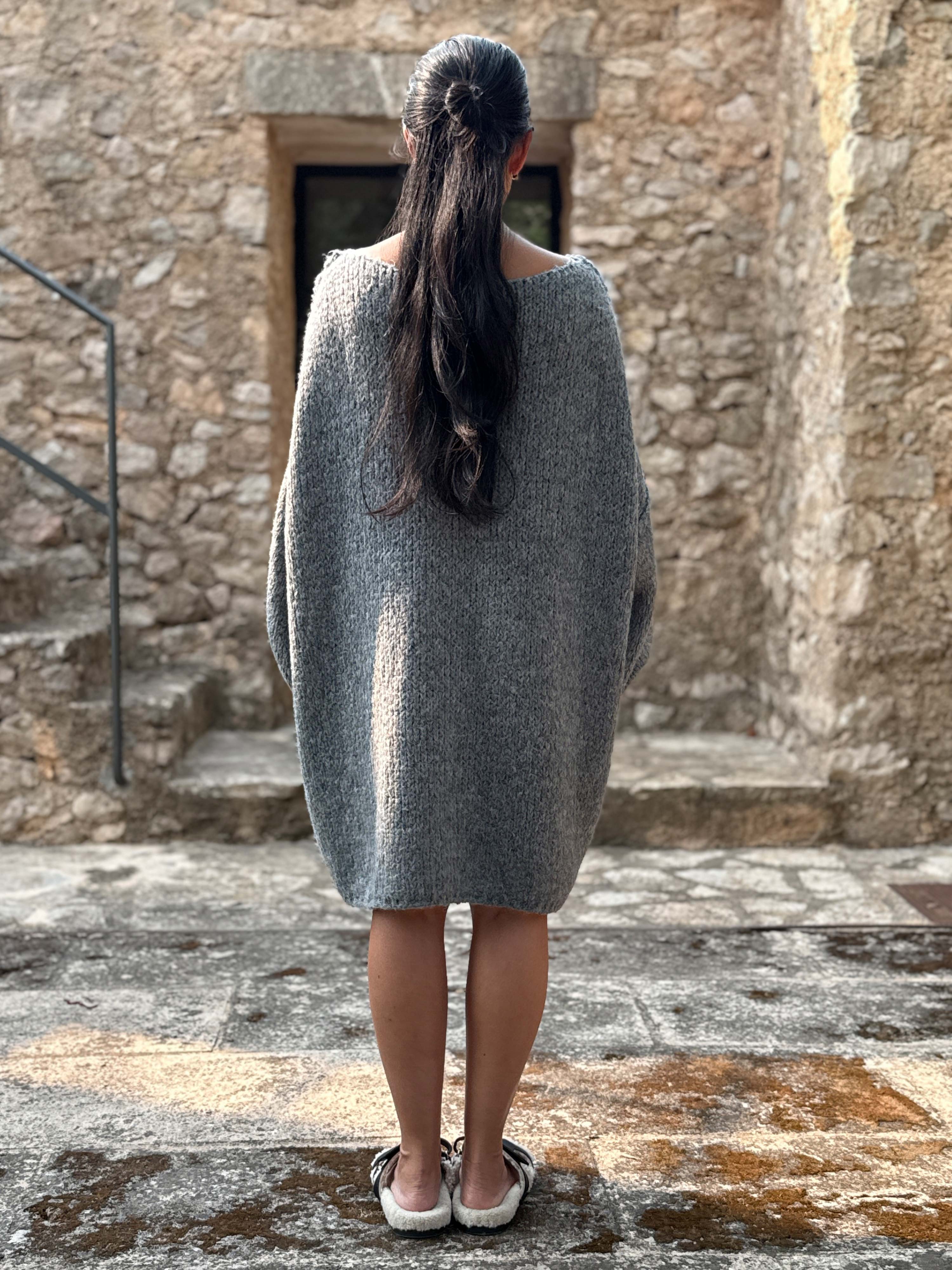 Oversize Long Strickpullover - FLAUSCHI - Anthrazit Oversize Long Strickpullover - FLAUSCHI - Anthrazit