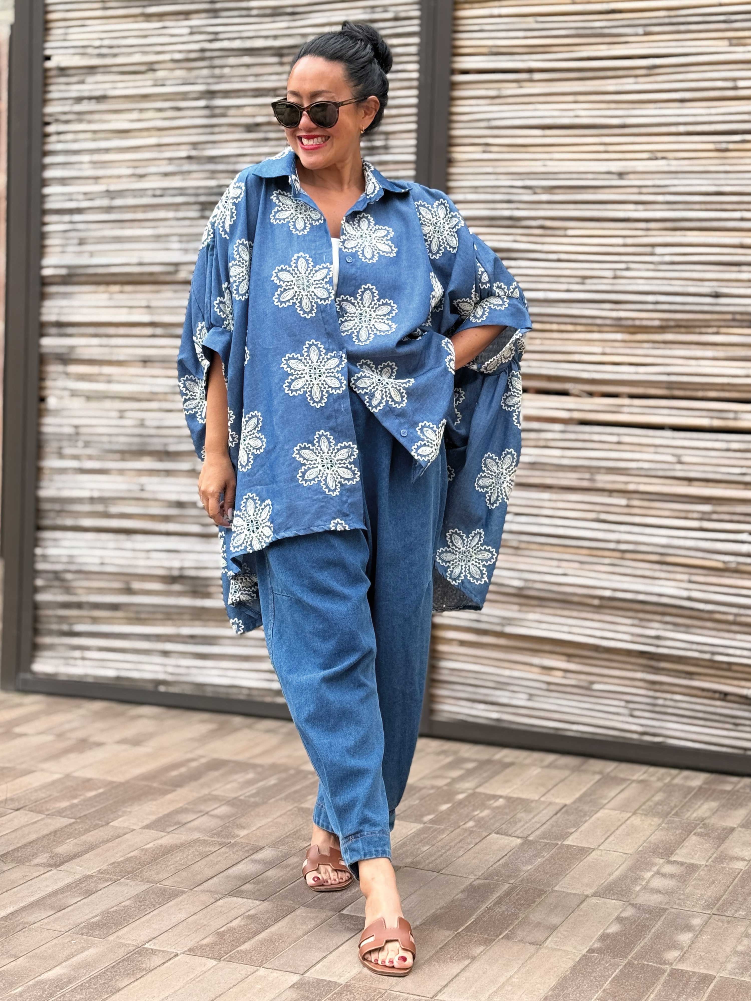 Vokuhila Oversize Kurzarm Bluse - Denim Blue