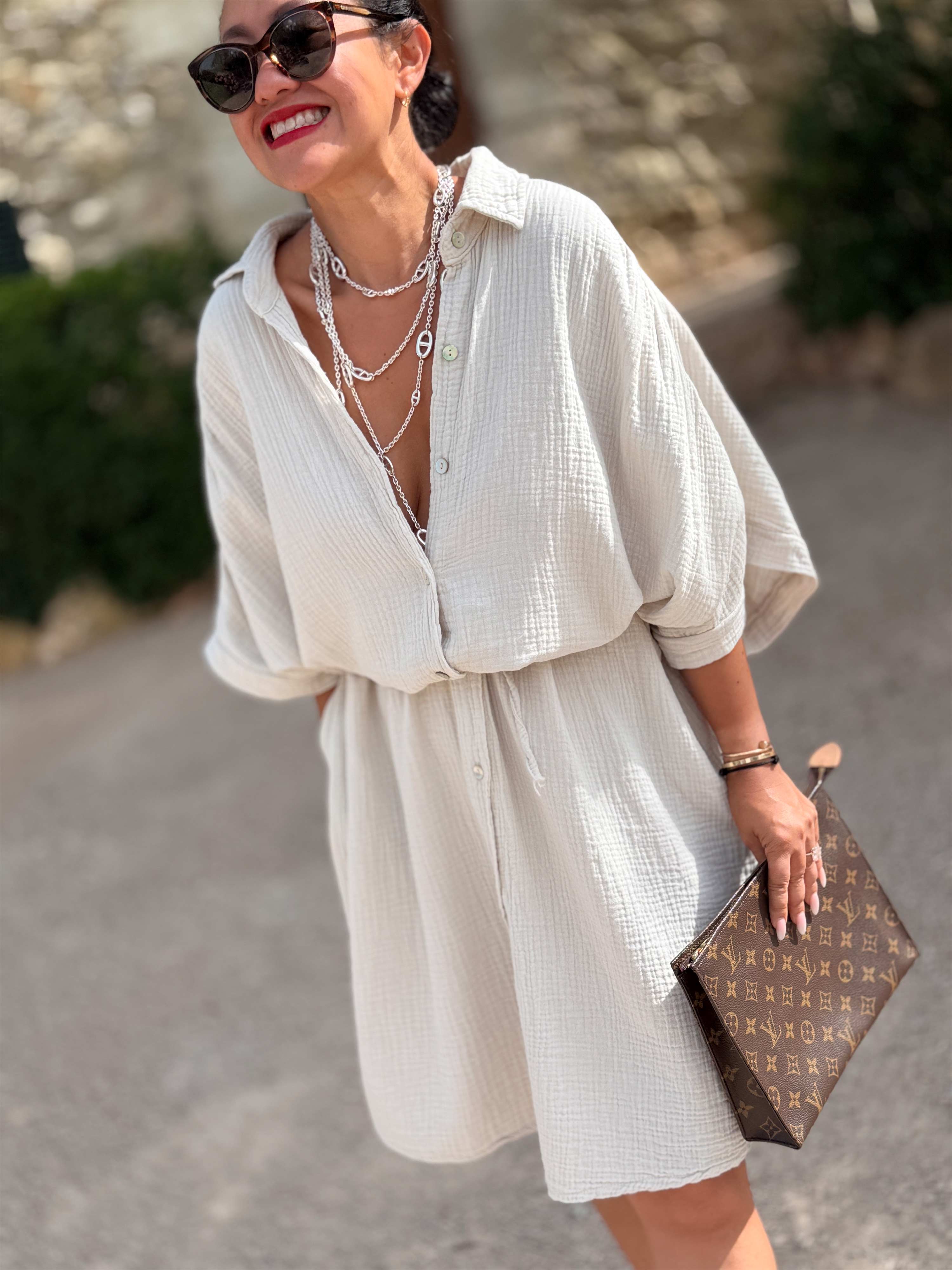 Musselin Oversize Kurzarm Blusenkleid - LANA - Beige Musselin Oversize Kurzarm Blusenkleid - LANA - Beige