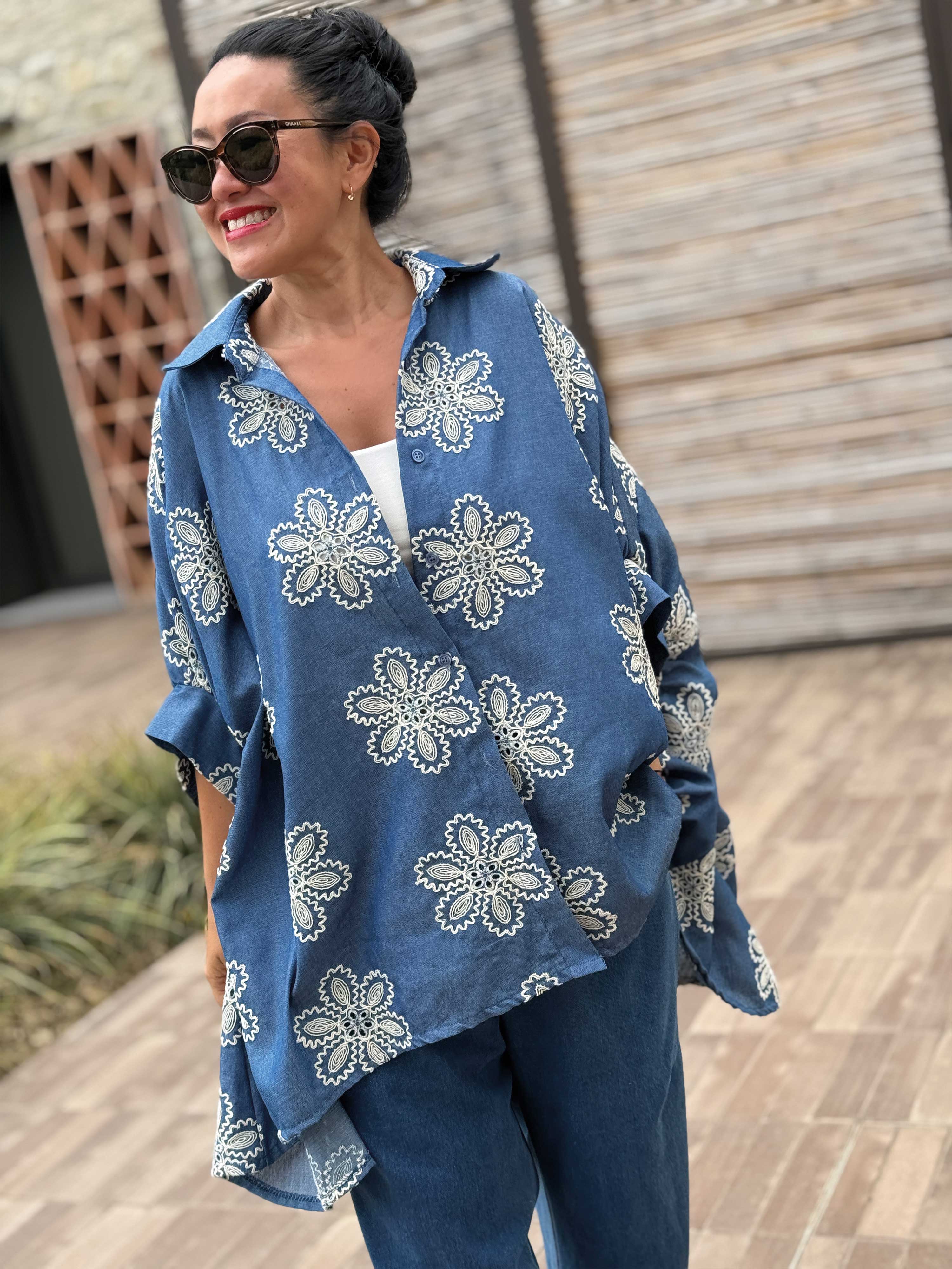 Vokuhila Oversize Kurzarm Bluse - Denim Blue Vokuhila Oversize Kurzarm Bluse - Denim Blue