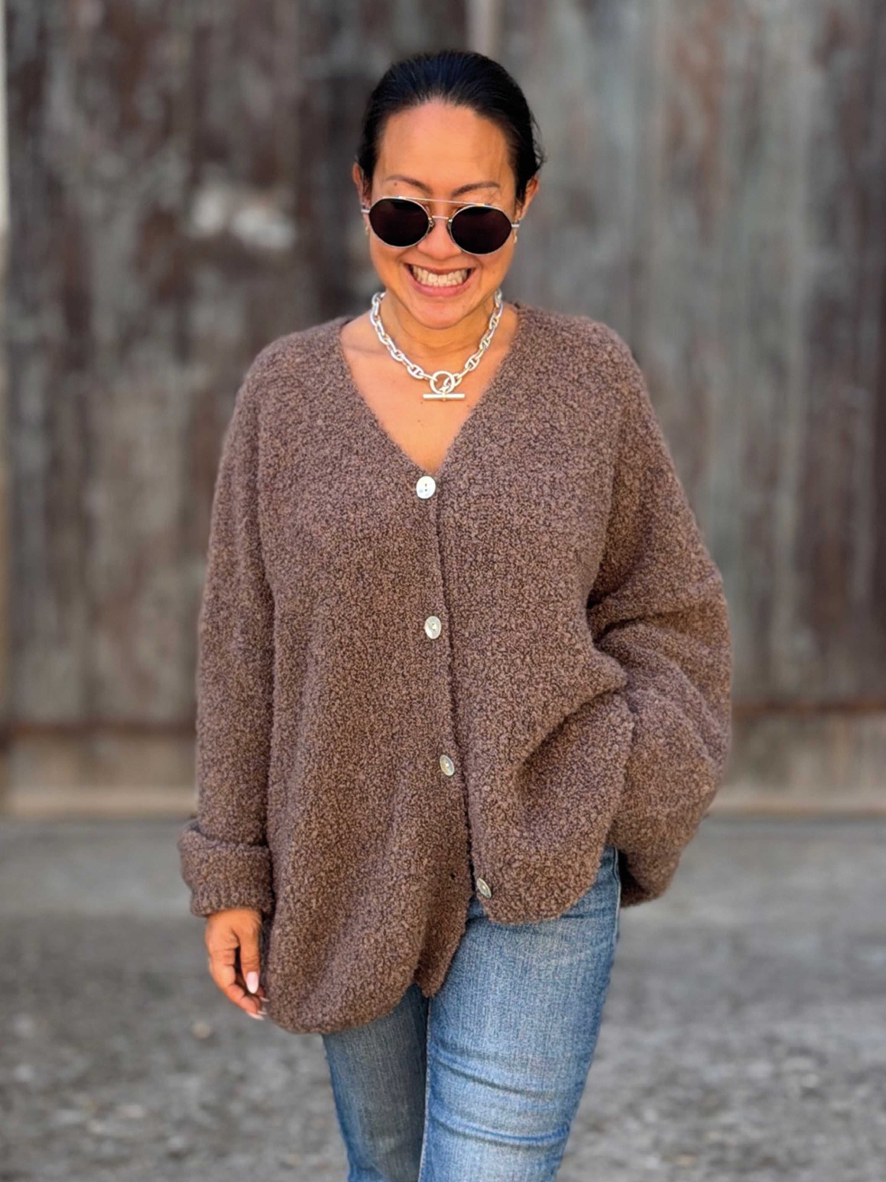 Oversize Bouclé Strickjacke mit V-Ausschnitt - Fango